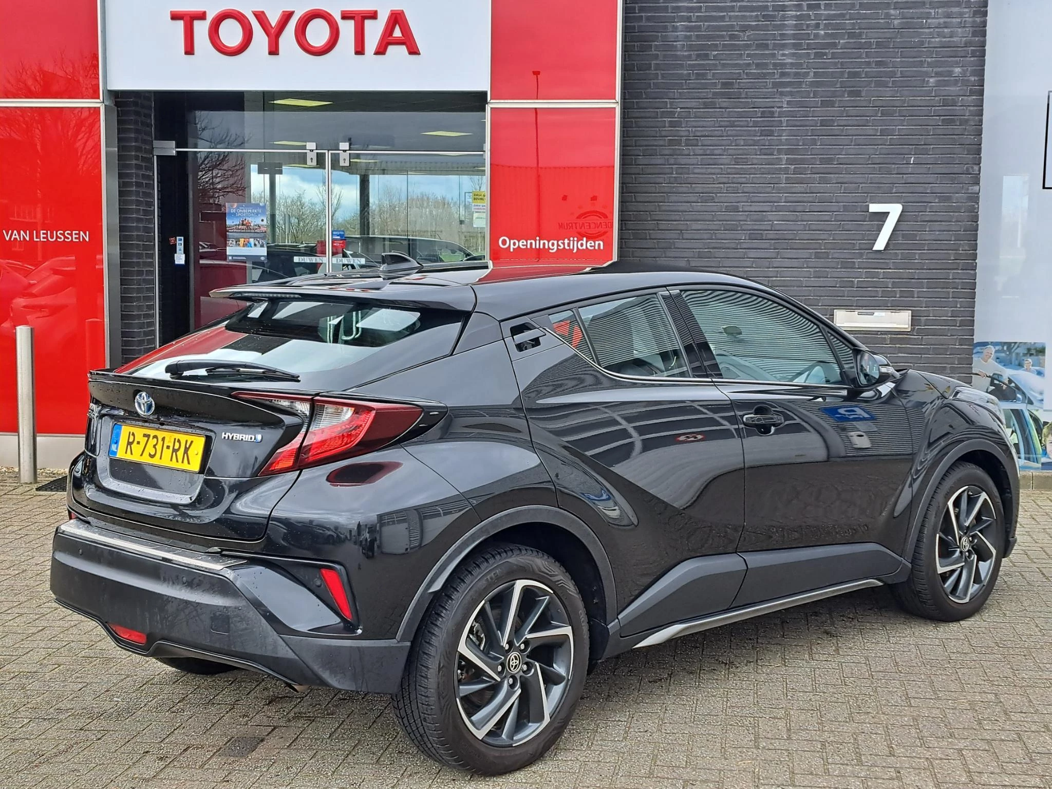 Hoofdafbeelding Toyota C-HR