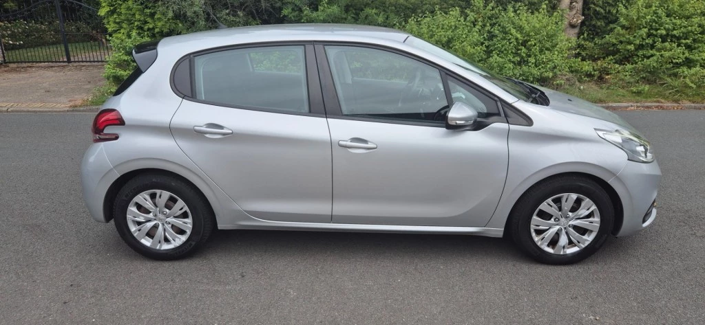 Hoofdafbeelding Peugeot 208