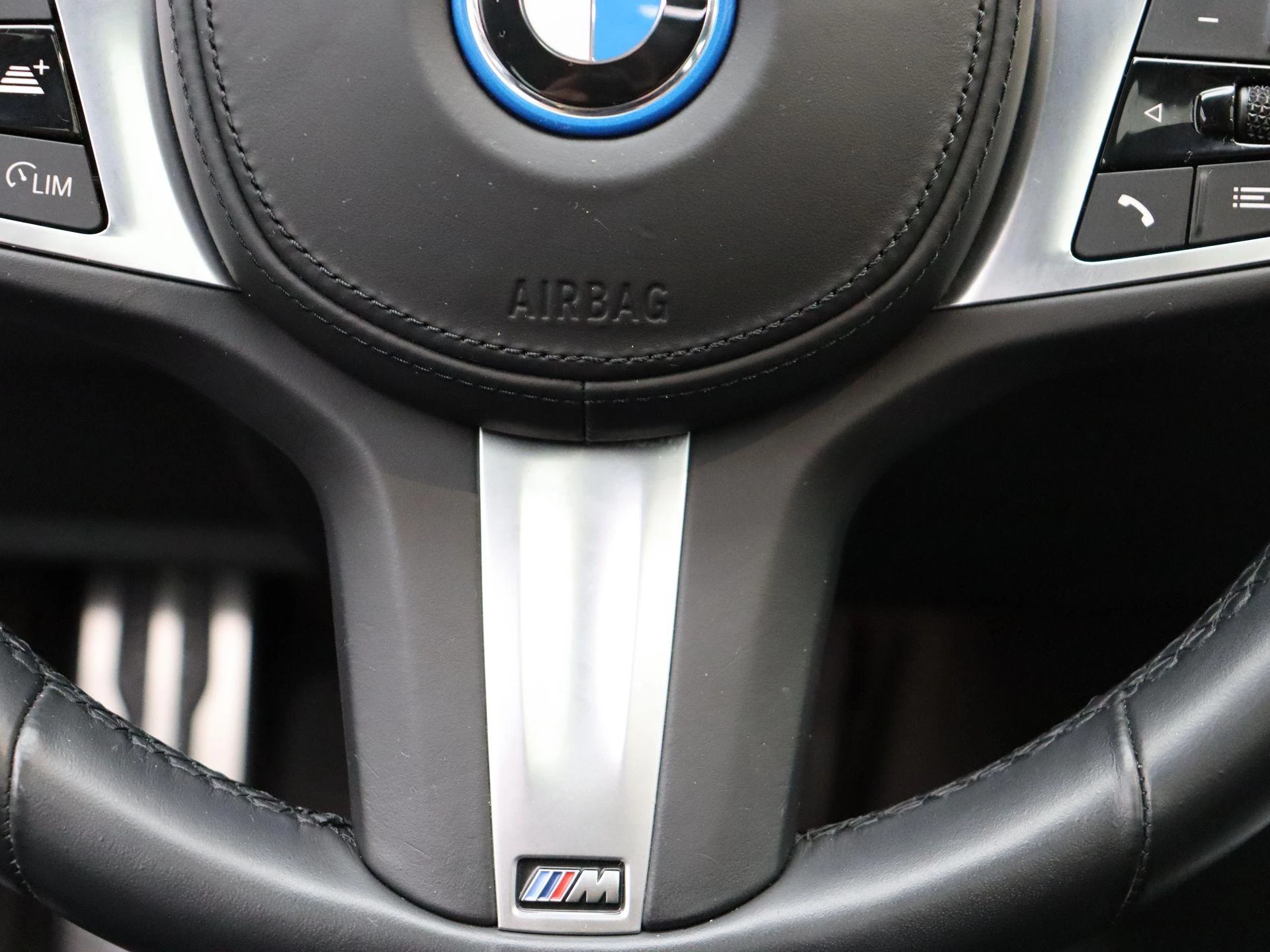 Hoofdafbeelding BMW i4