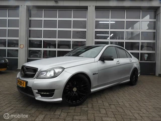 Mercedes C-klasse 180 Avantgarde C63 Pakket