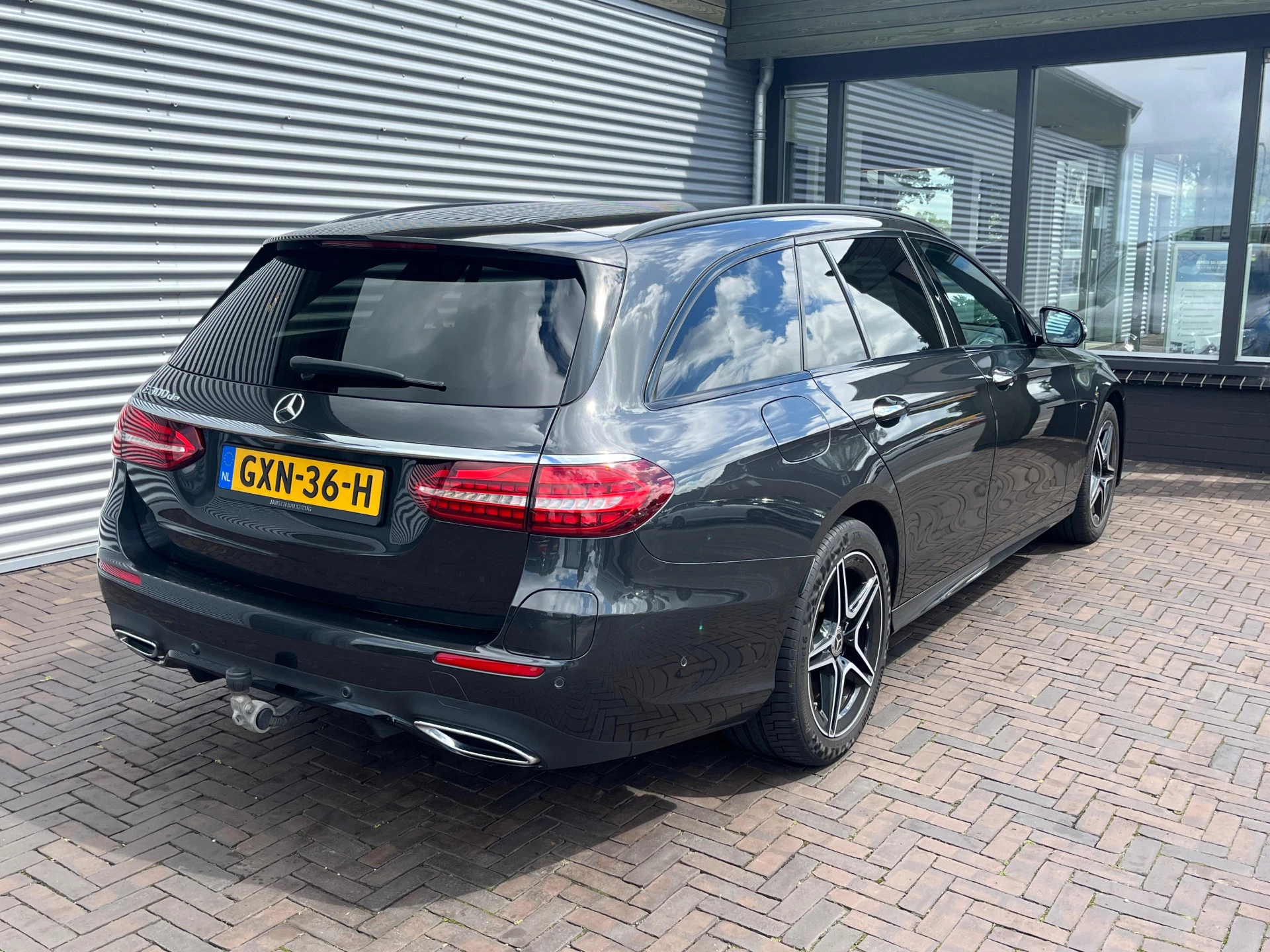 Hoofdafbeelding Mercedes-Benz E-Klasse