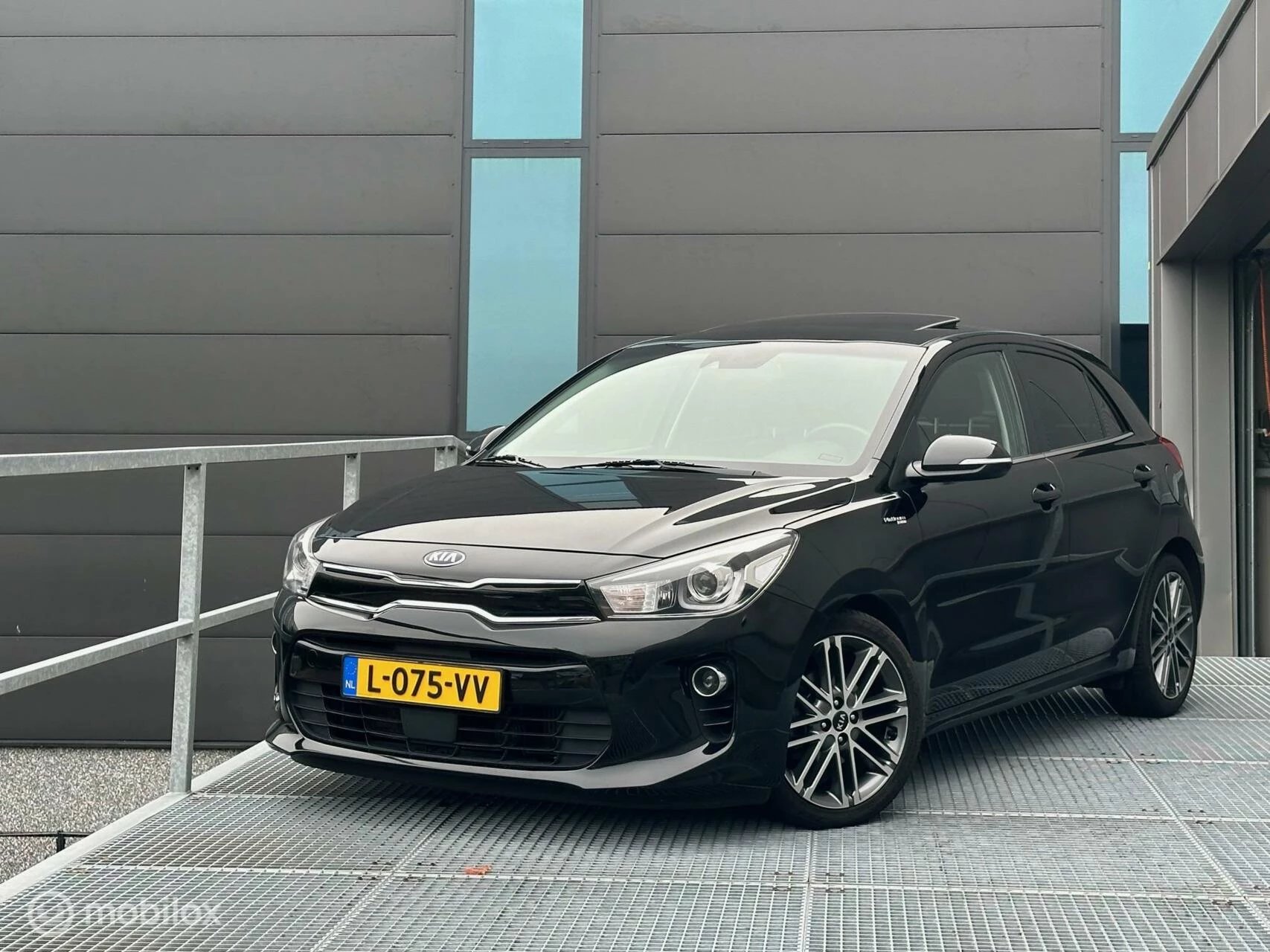 Hoofdafbeelding Kia Rio