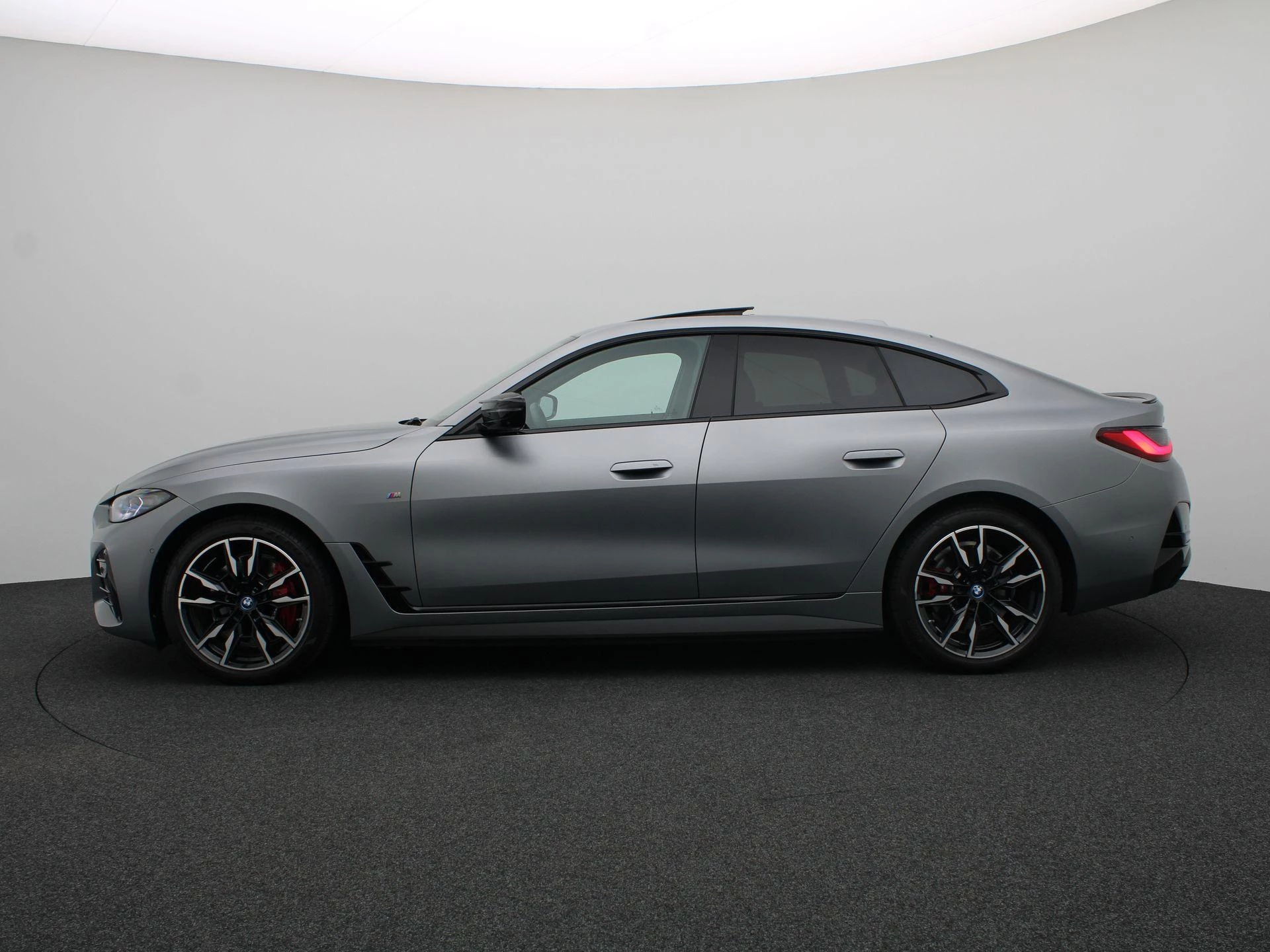 Hoofdafbeelding BMW i4