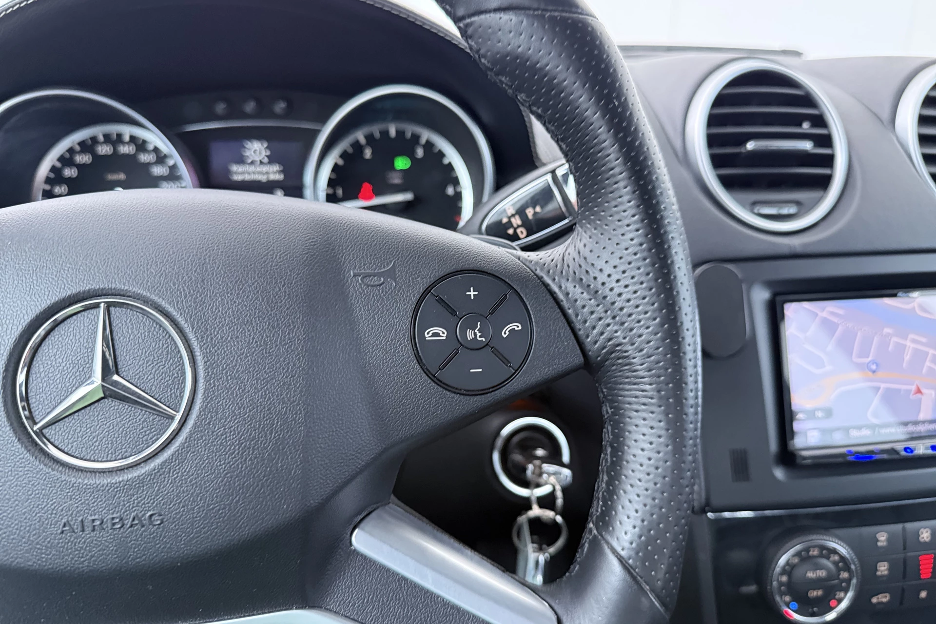 Hoofdafbeelding Mercedes-Benz M-Klasse