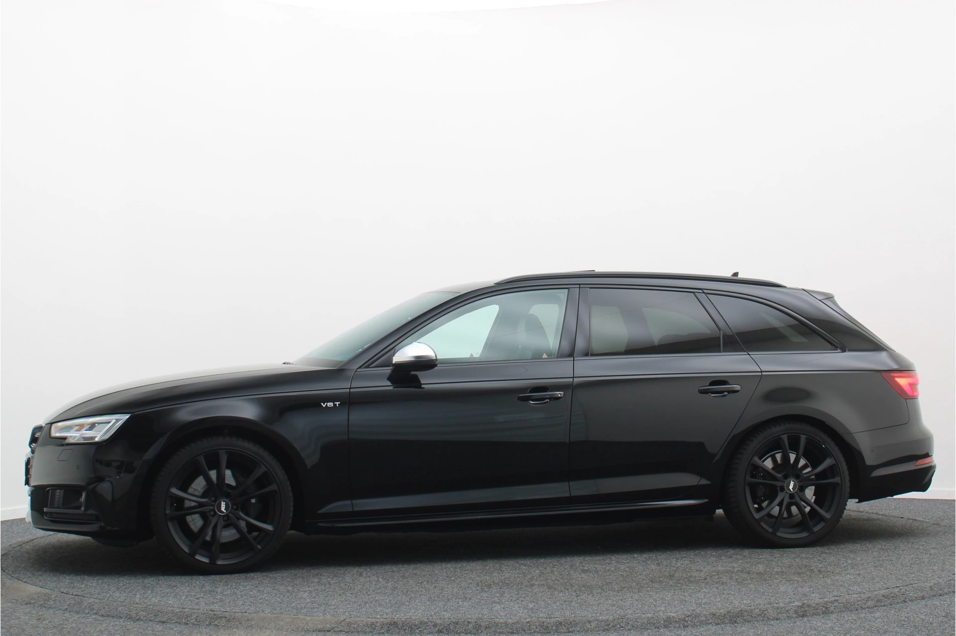 Hoofdafbeelding Audi S4
