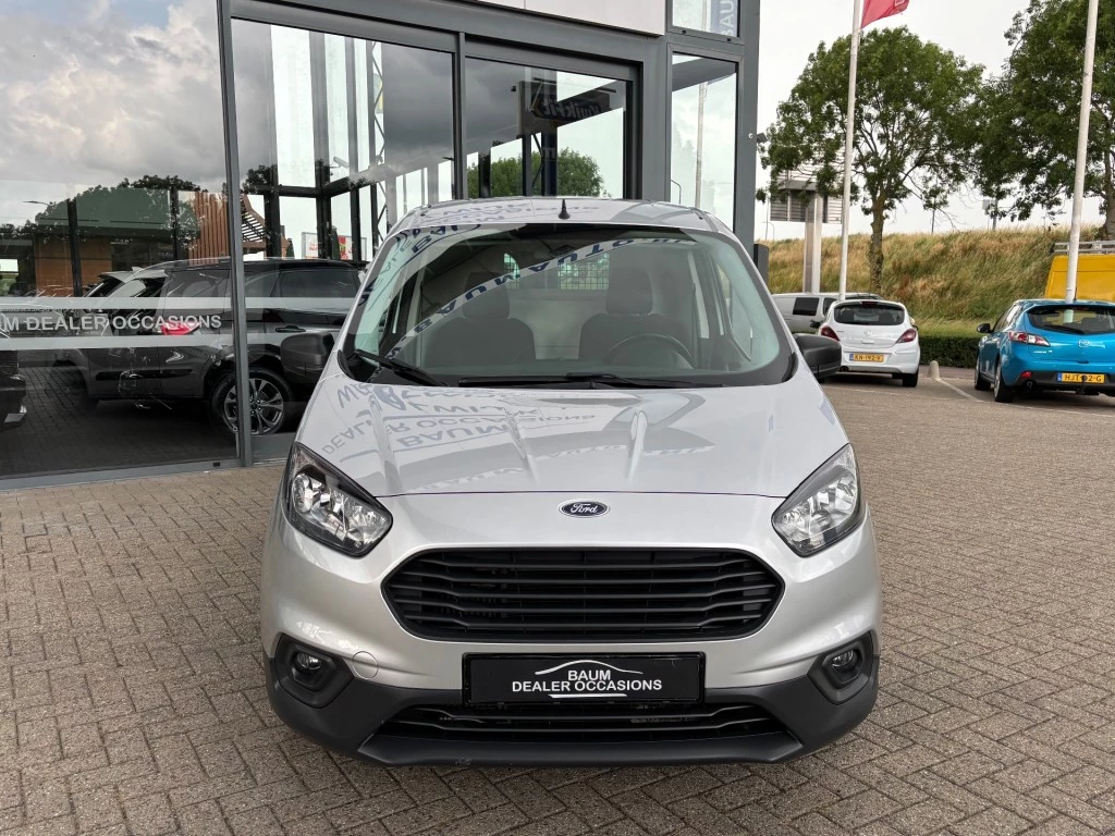 Hoofdafbeelding Ford Transit Courier