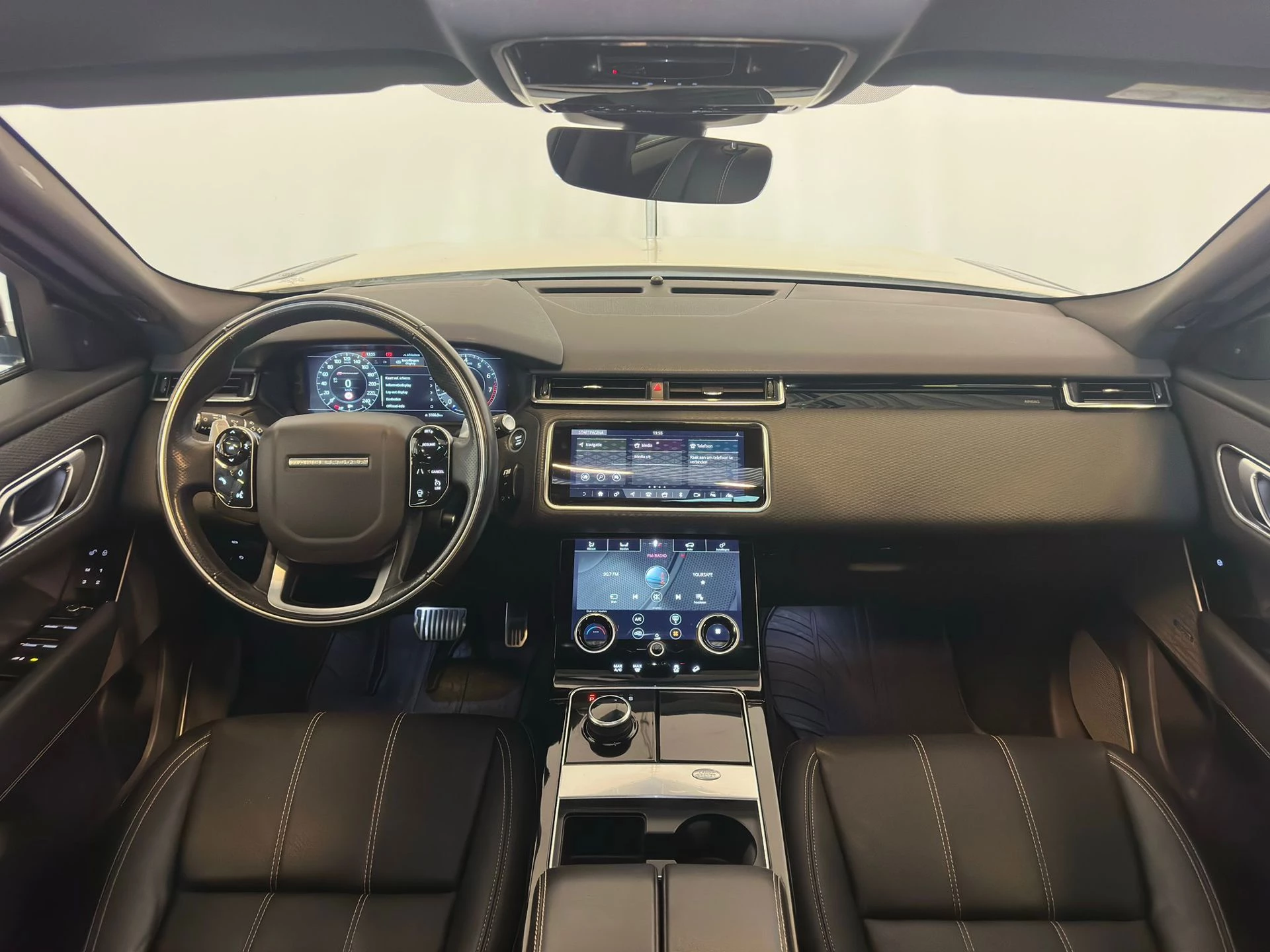 Hoofdafbeelding Land Rover Range Rover Velar