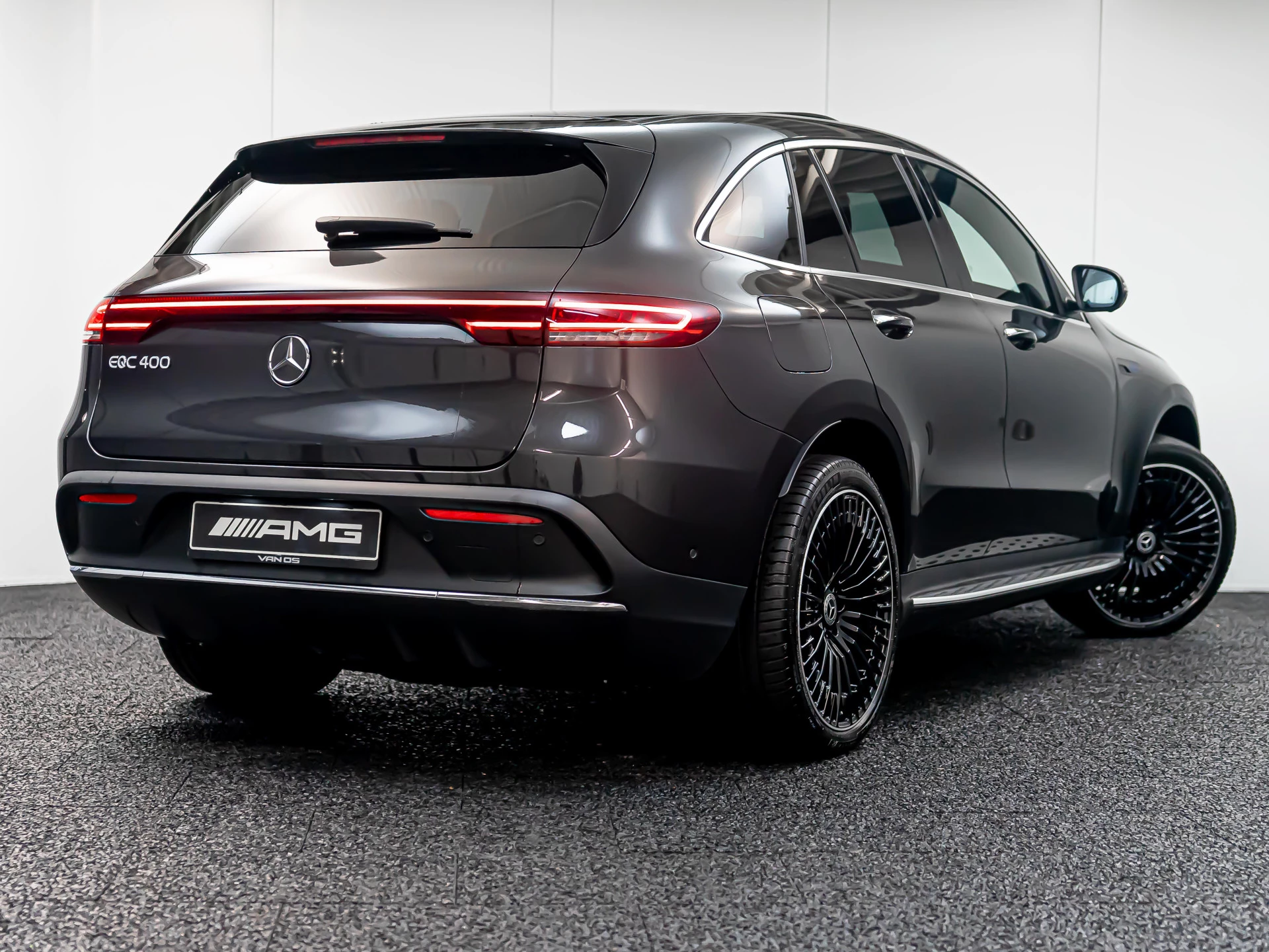 Hoofdafbeelding Mercedes-Benz EQC