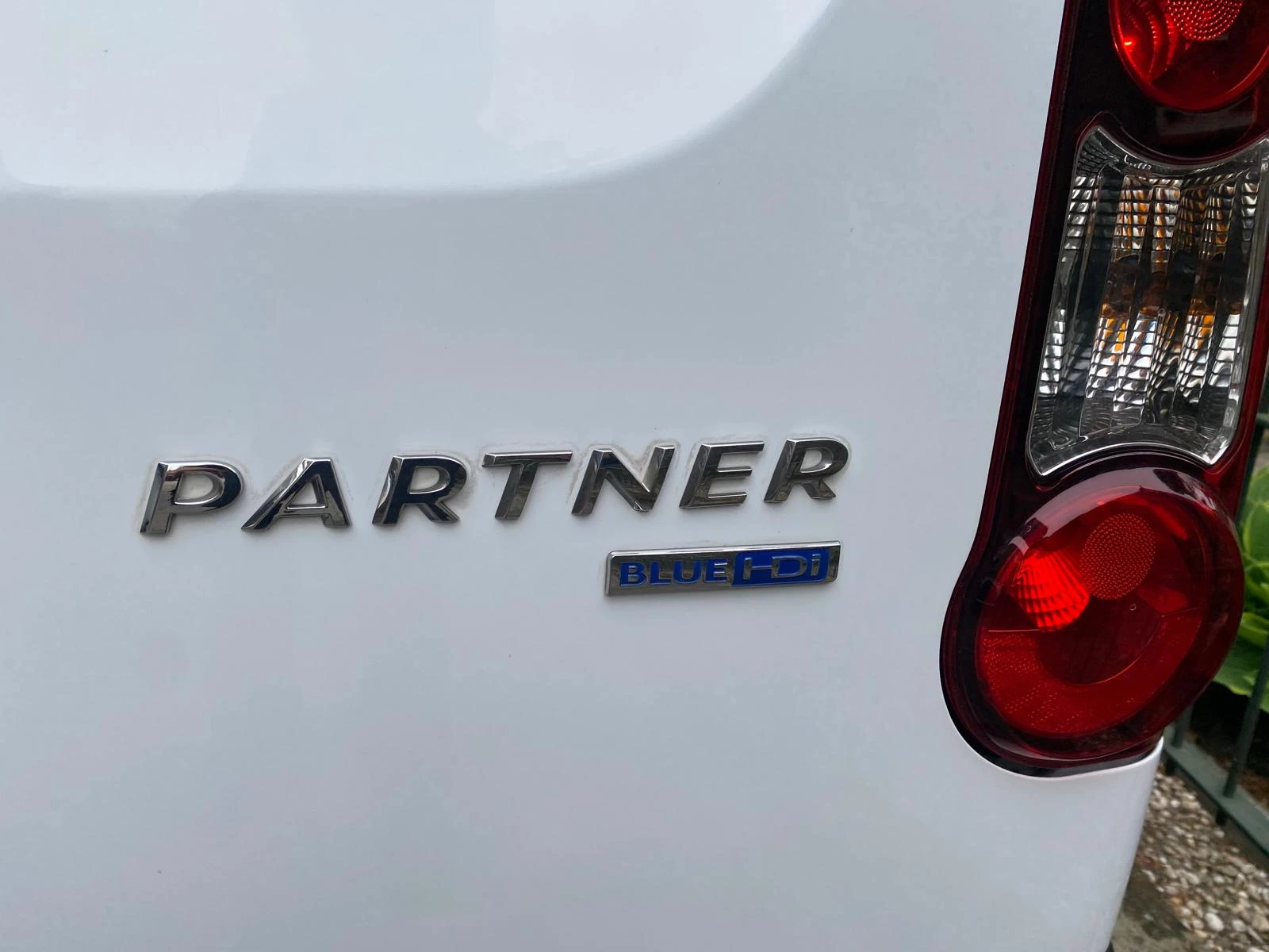 Hoofdafbeelding Peugeot Partner