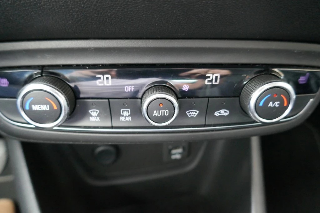 Hoofdafbeelding Opel Crossland X