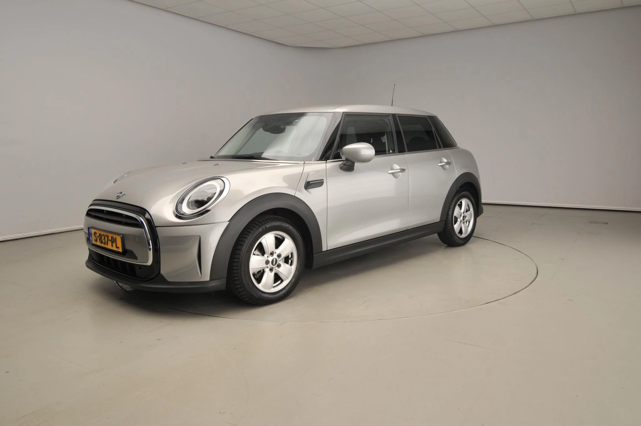 Hoofdafbeelding MINI 5-deurs