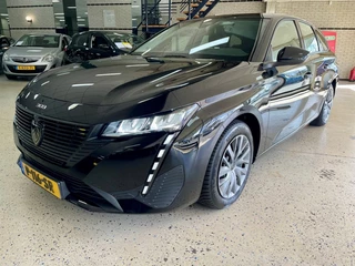 Hoofdafbeelding Peugeot 308 Peugeot 308 SW 1.2 DIG.Cockpit ECC Airco Navigatie Multimedia PDC