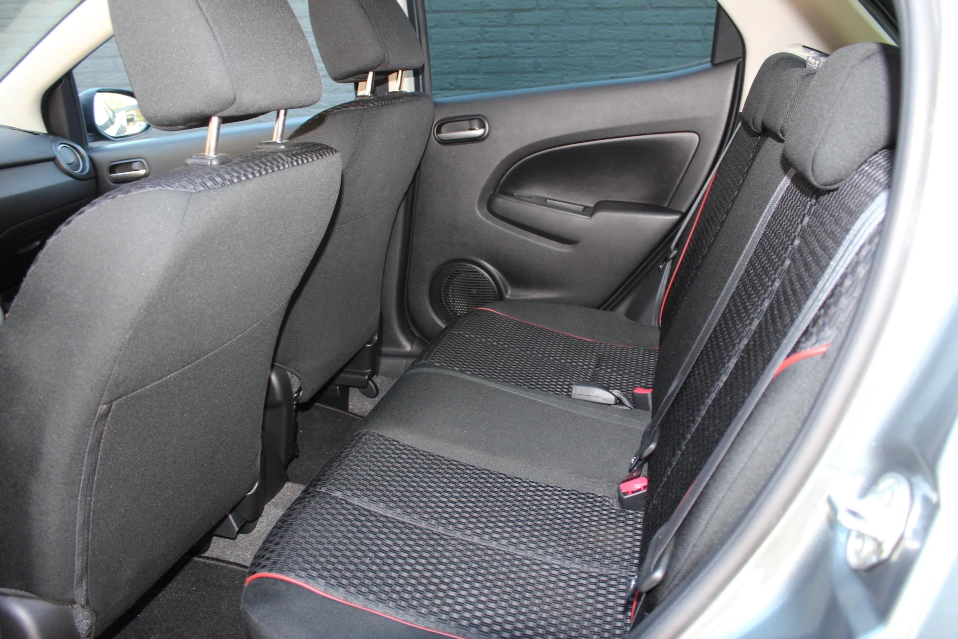 Hoofdafbeelding Mazda 2