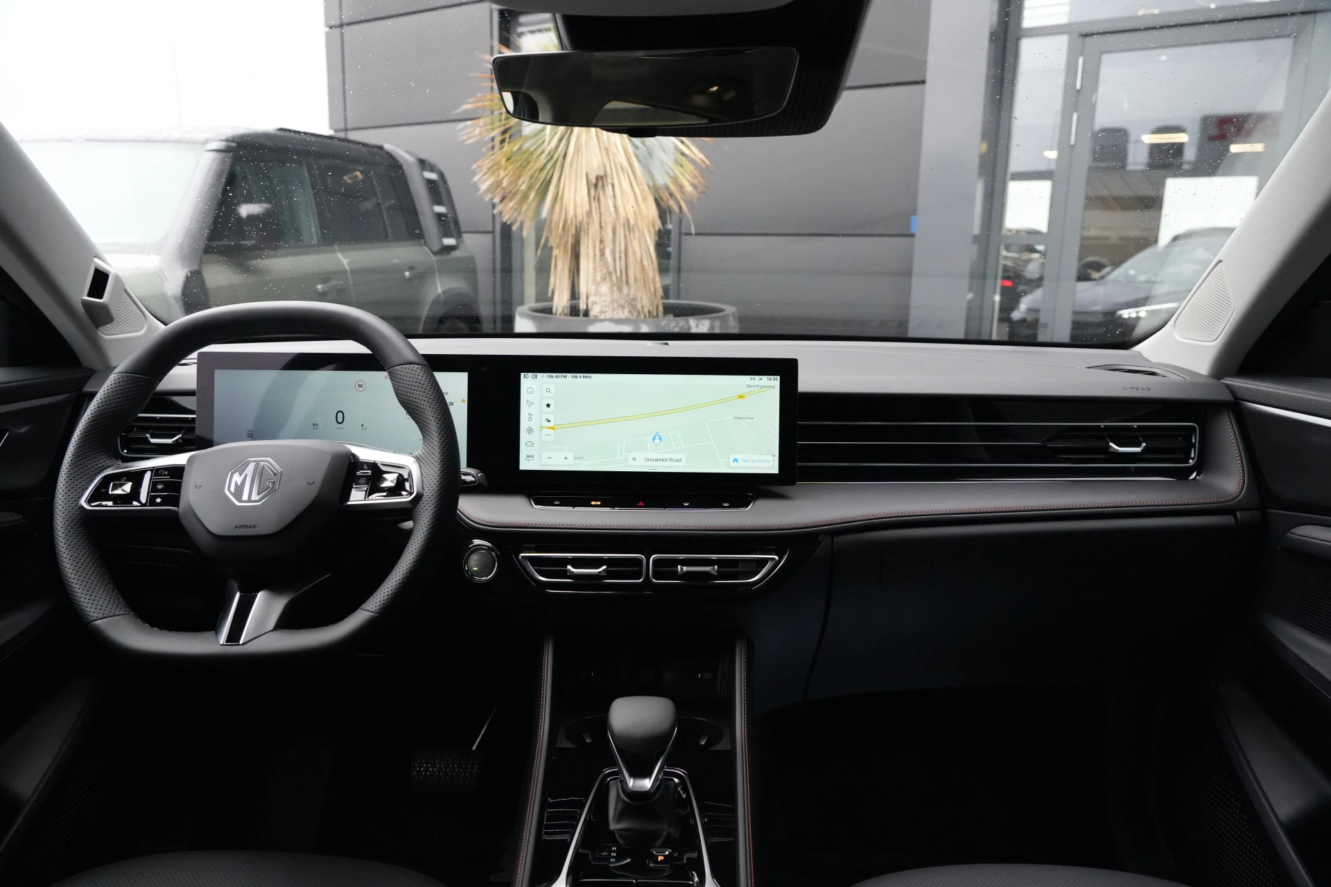 Hoofdafbeelding MG HS