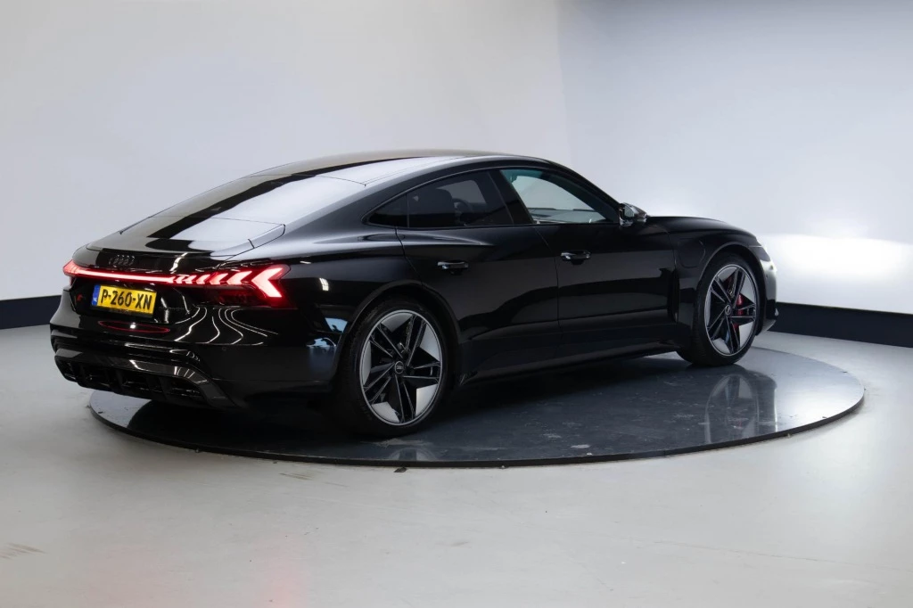 Hoofdafbeelding Audi e-tron GT