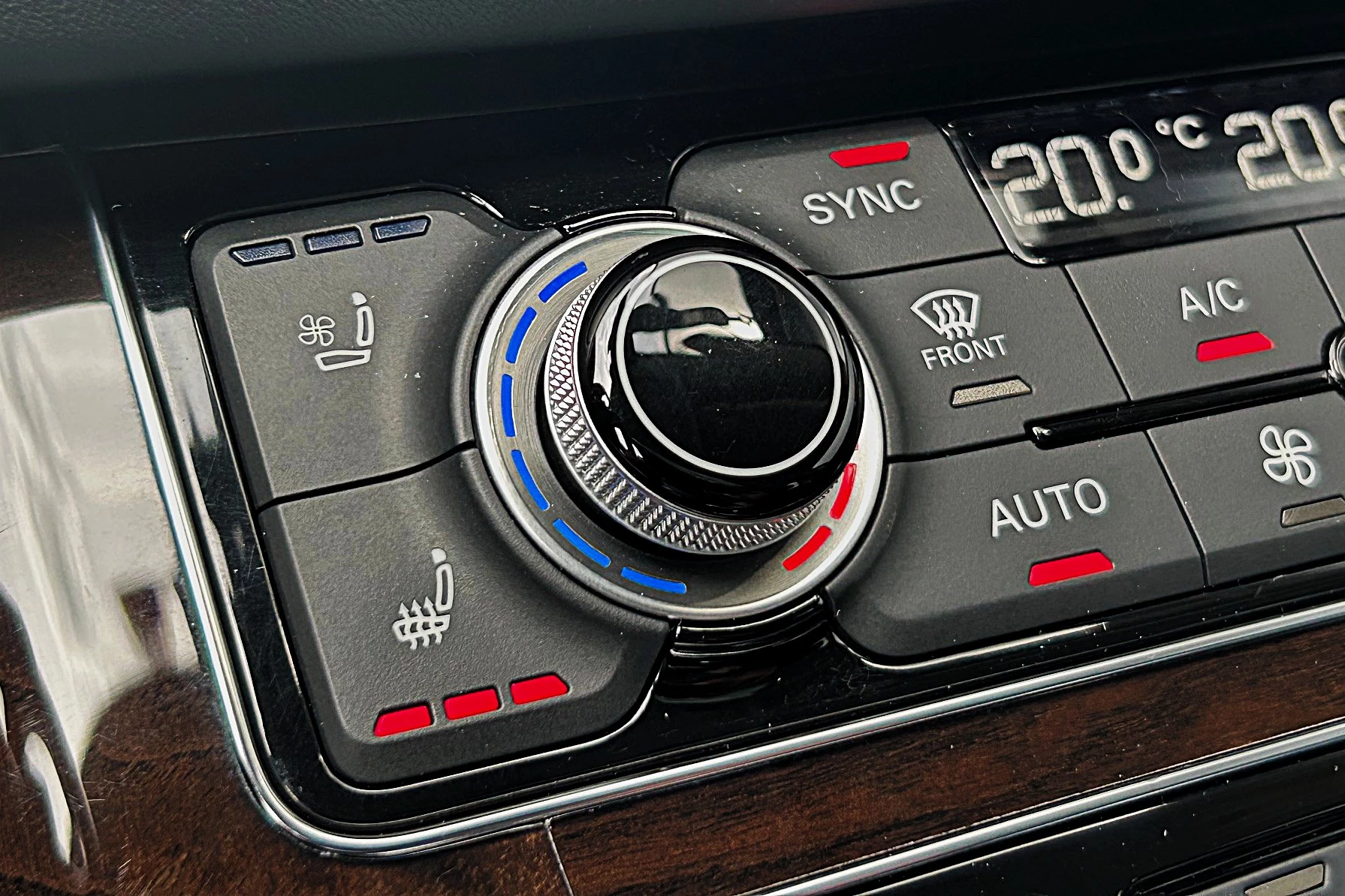 Hoofdafbeelding Audi A8