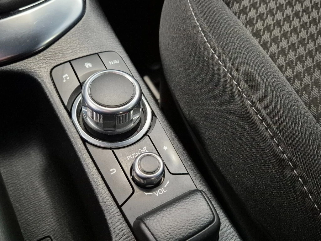 Hoofdafbeelding Mazda 2