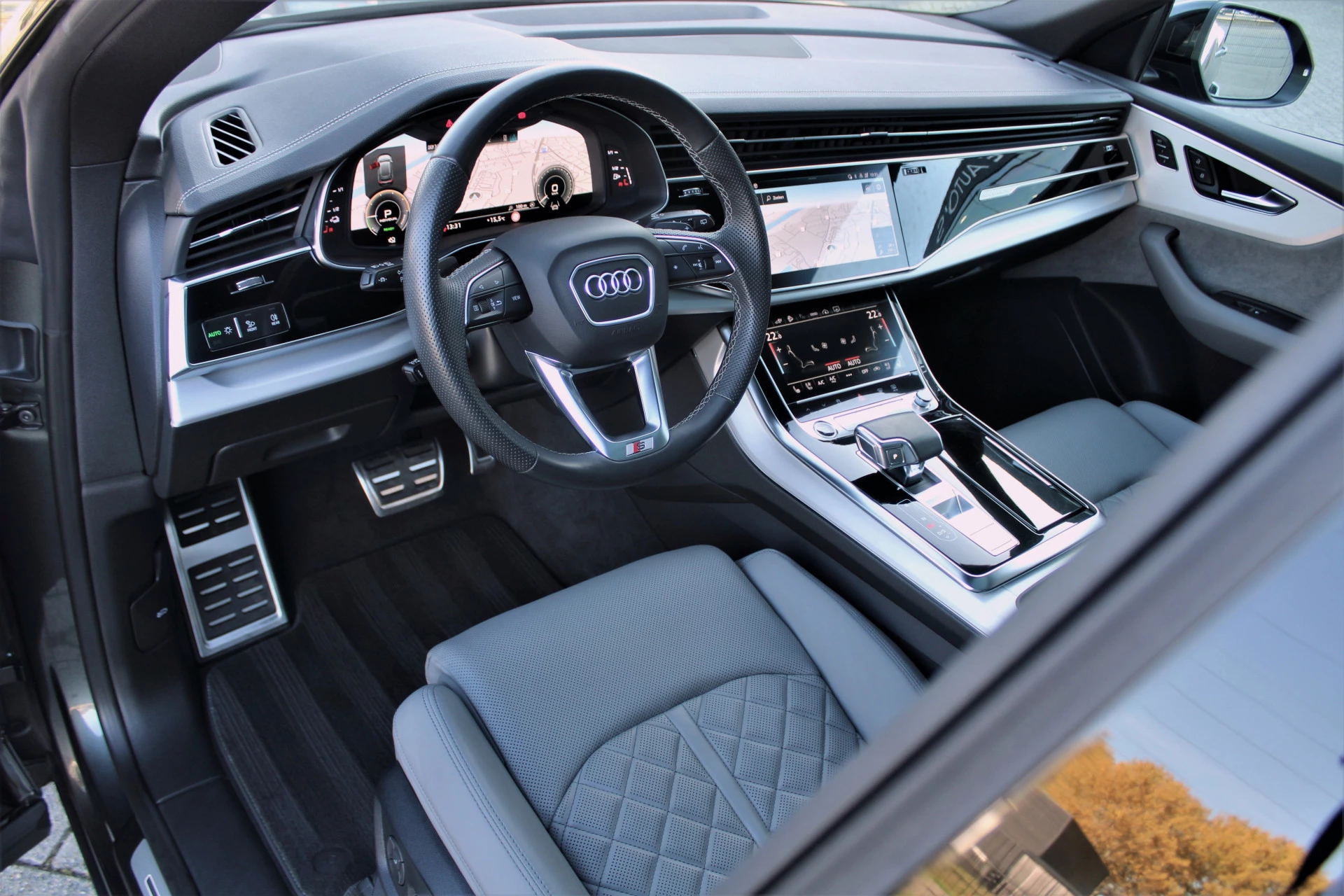 Hoofdafbeelding Audi Q8