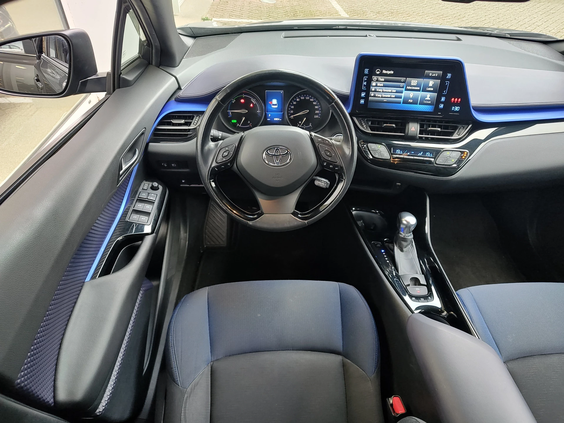 Hoofdafbeelding Toyota C-HR