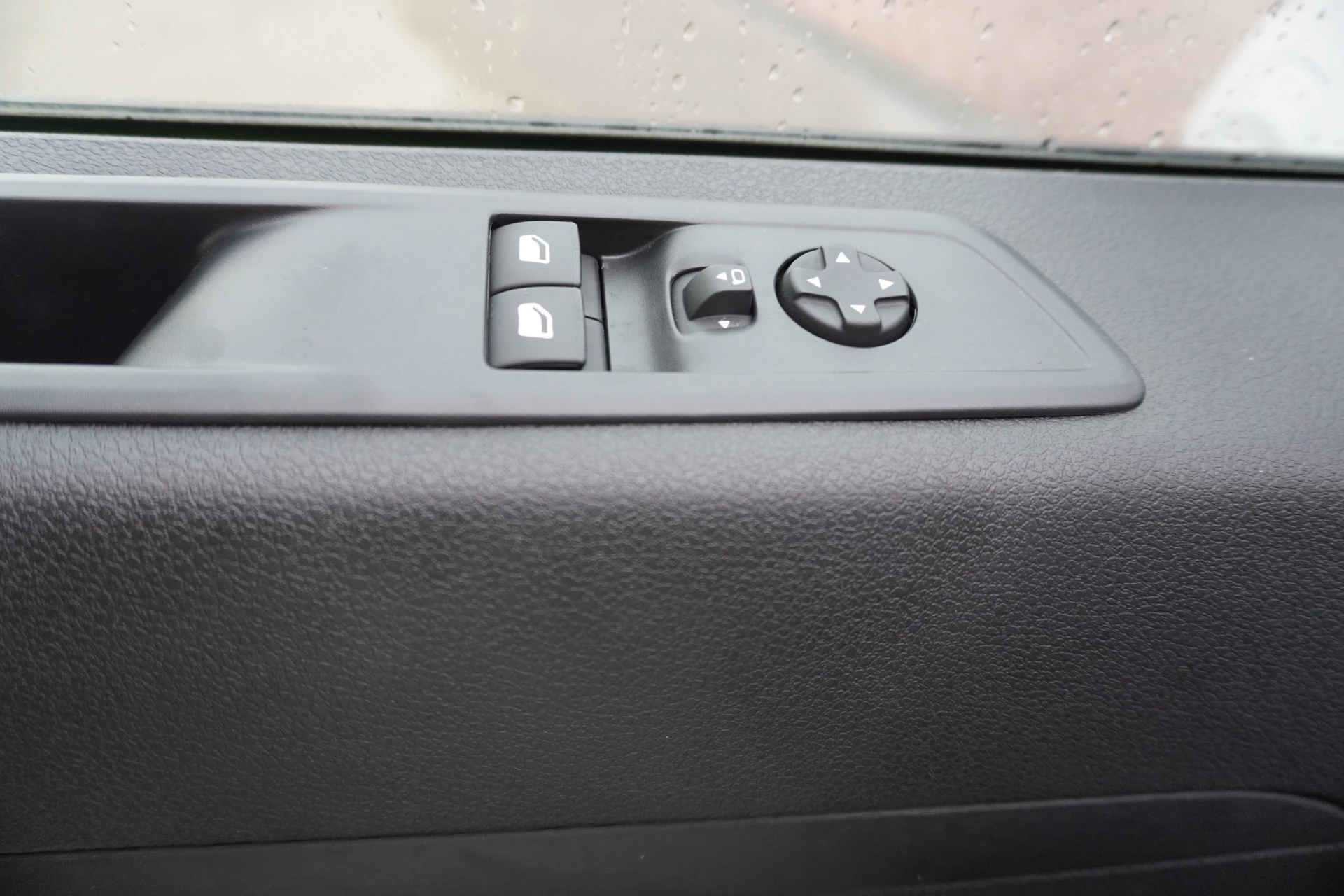 Hoofdafbeelding Peugeot e-Expert