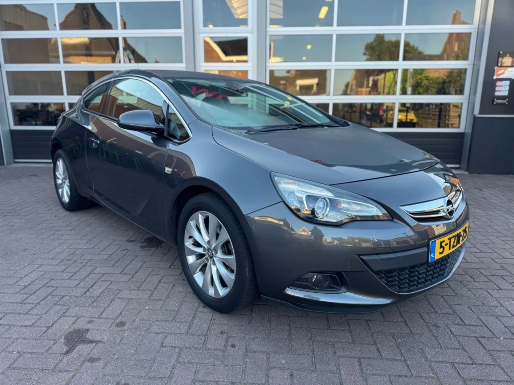 Hoofdafbeelding Opel Astra