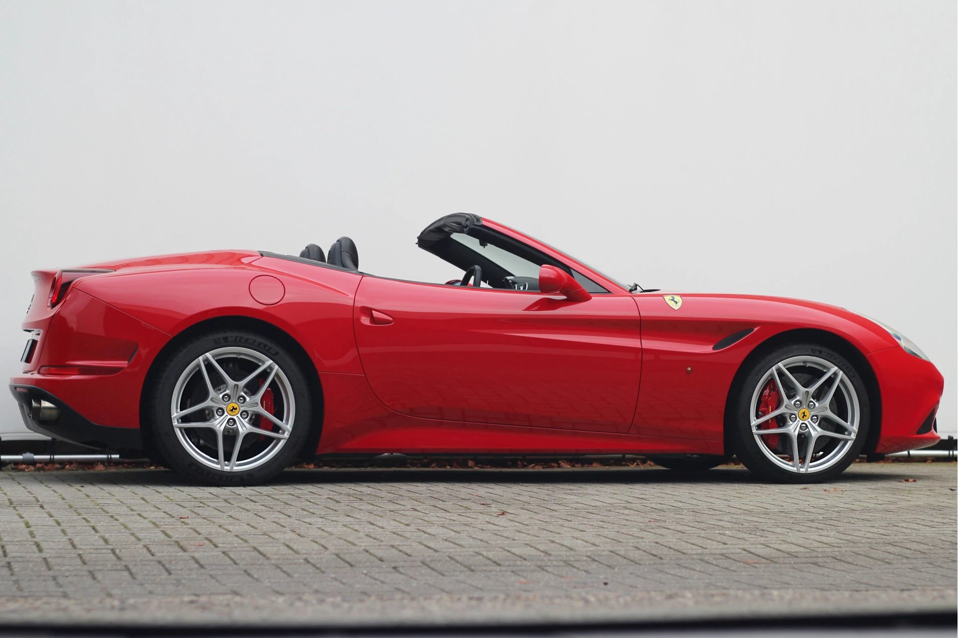 Hoofdafbeelding Ferrari California