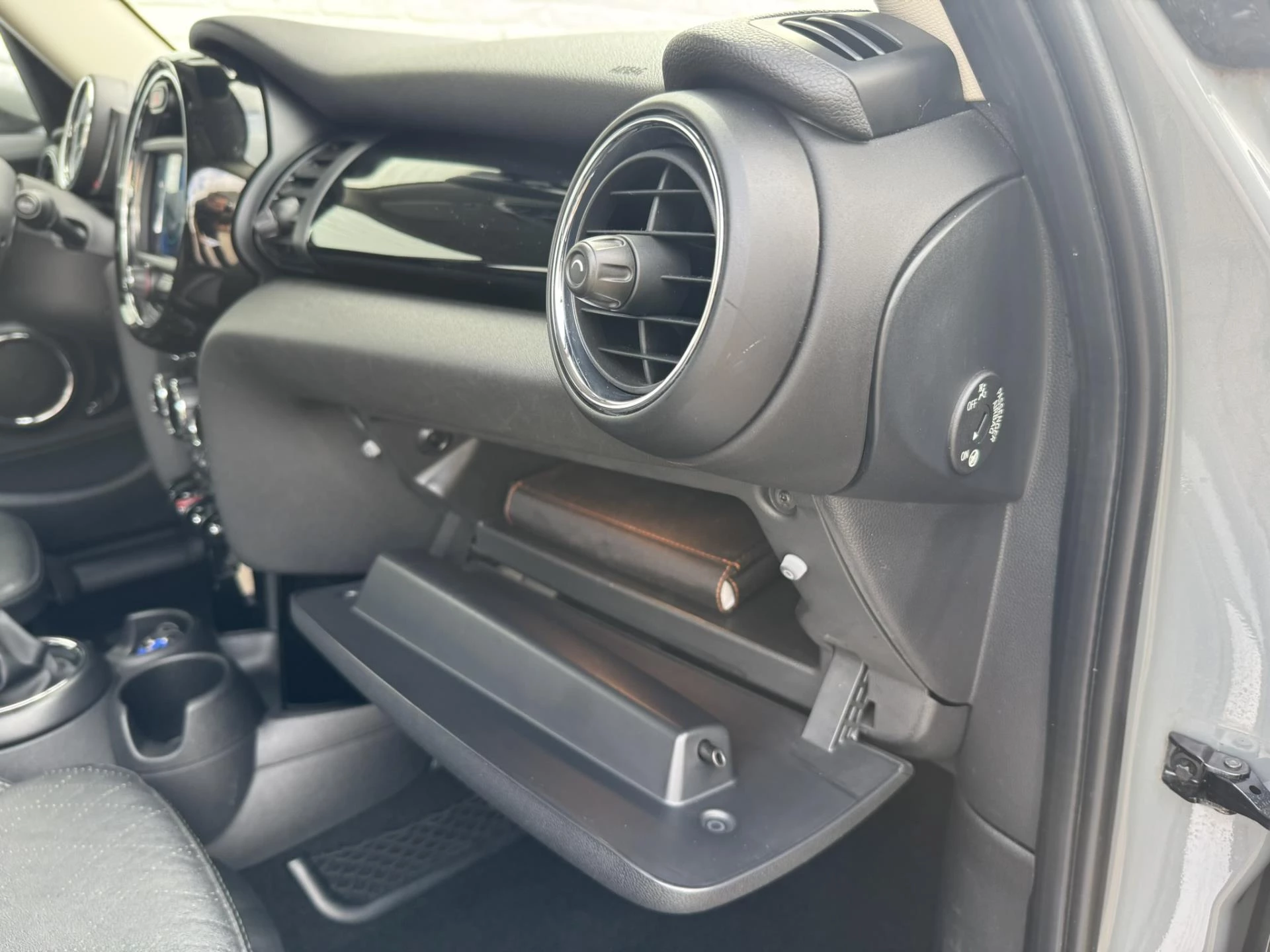 Hoofdafbeelding MINI 5-deurs