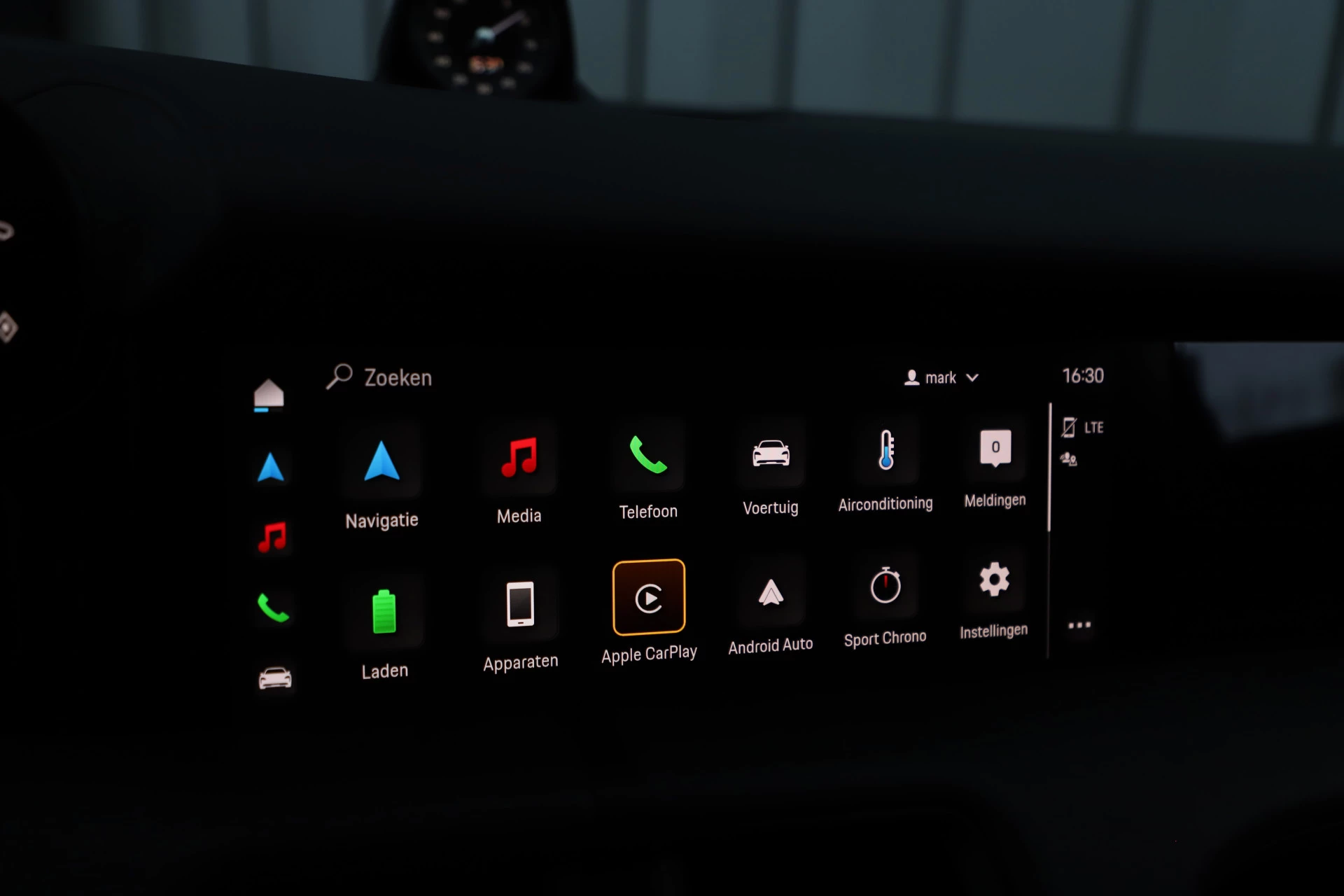 Hoofdafbeelding Porsche Taycan