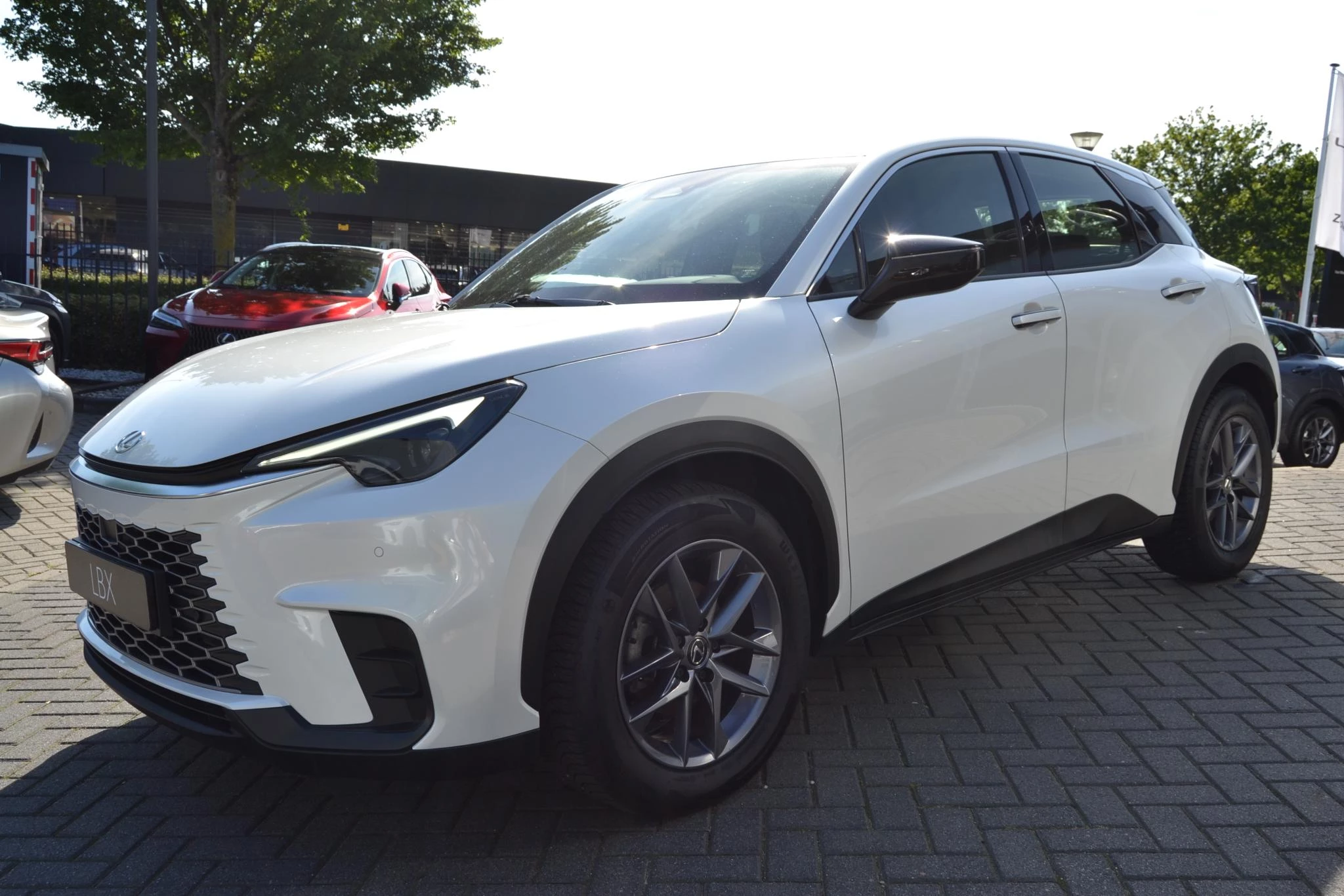 Hoofdafbeelding Lexus LBX