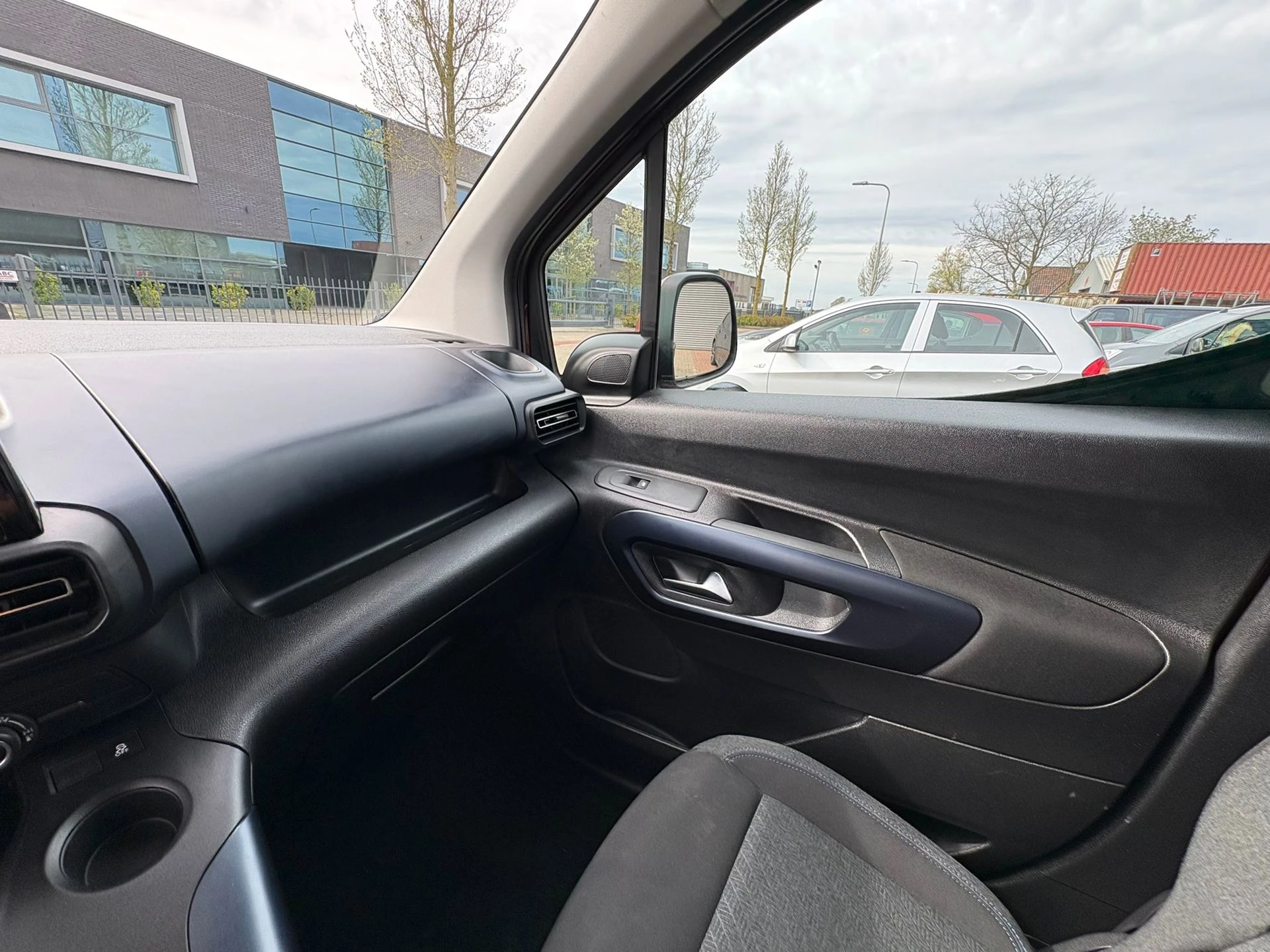 Hoofdafbeelding Peugeot Rifter