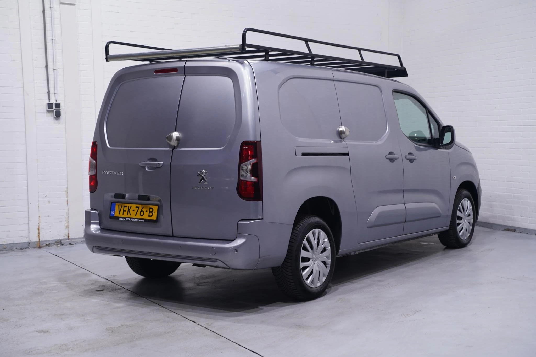 Hoofdafbeelding Peugeot Partner