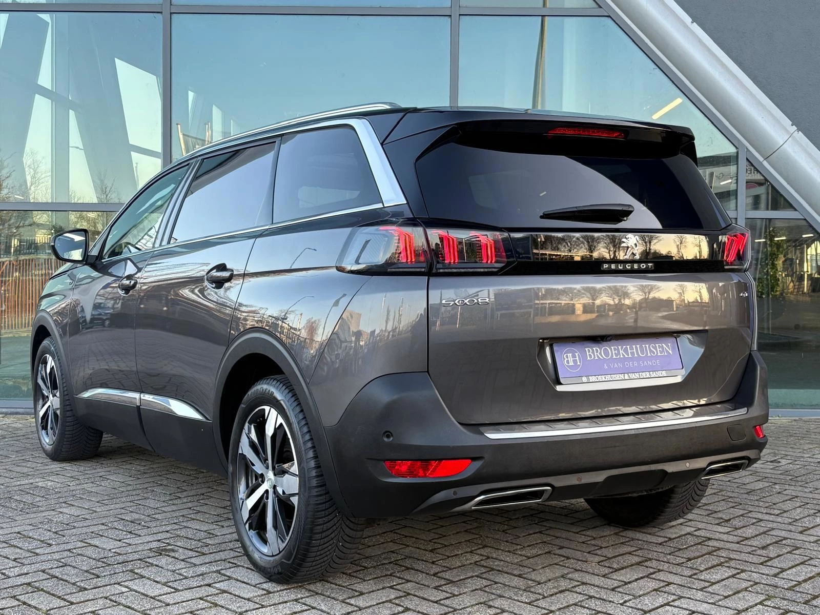 Hoofdafbeelding Peugeot 5008