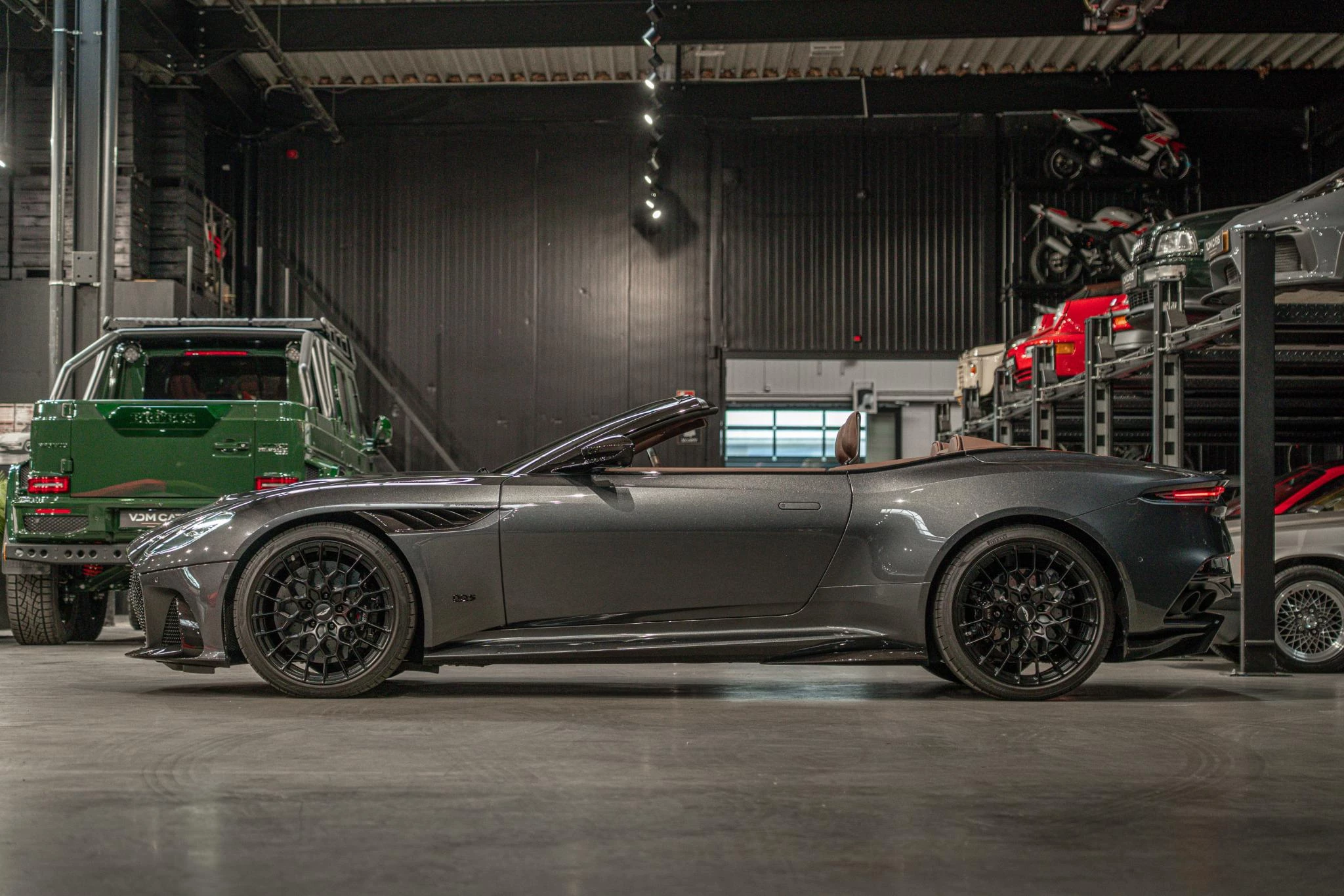 Hoofdafbeelding Aston Martin DBS