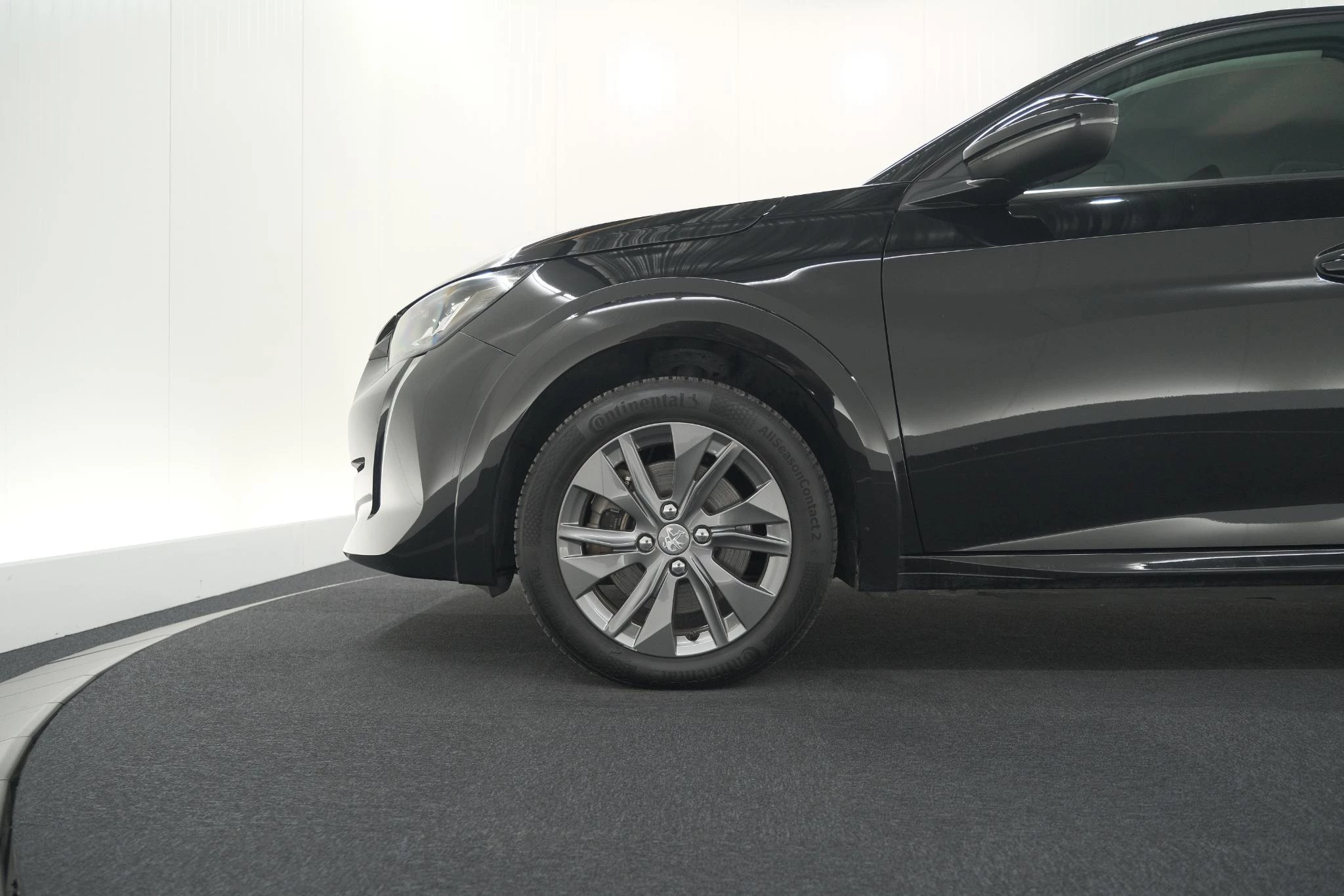 Hoofdafbeelding Peugeot e-208