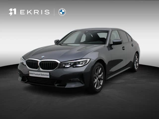 BMW 3 Serie Sedan 318i Executive | Model Sport Line | Sportstoelen | 17''