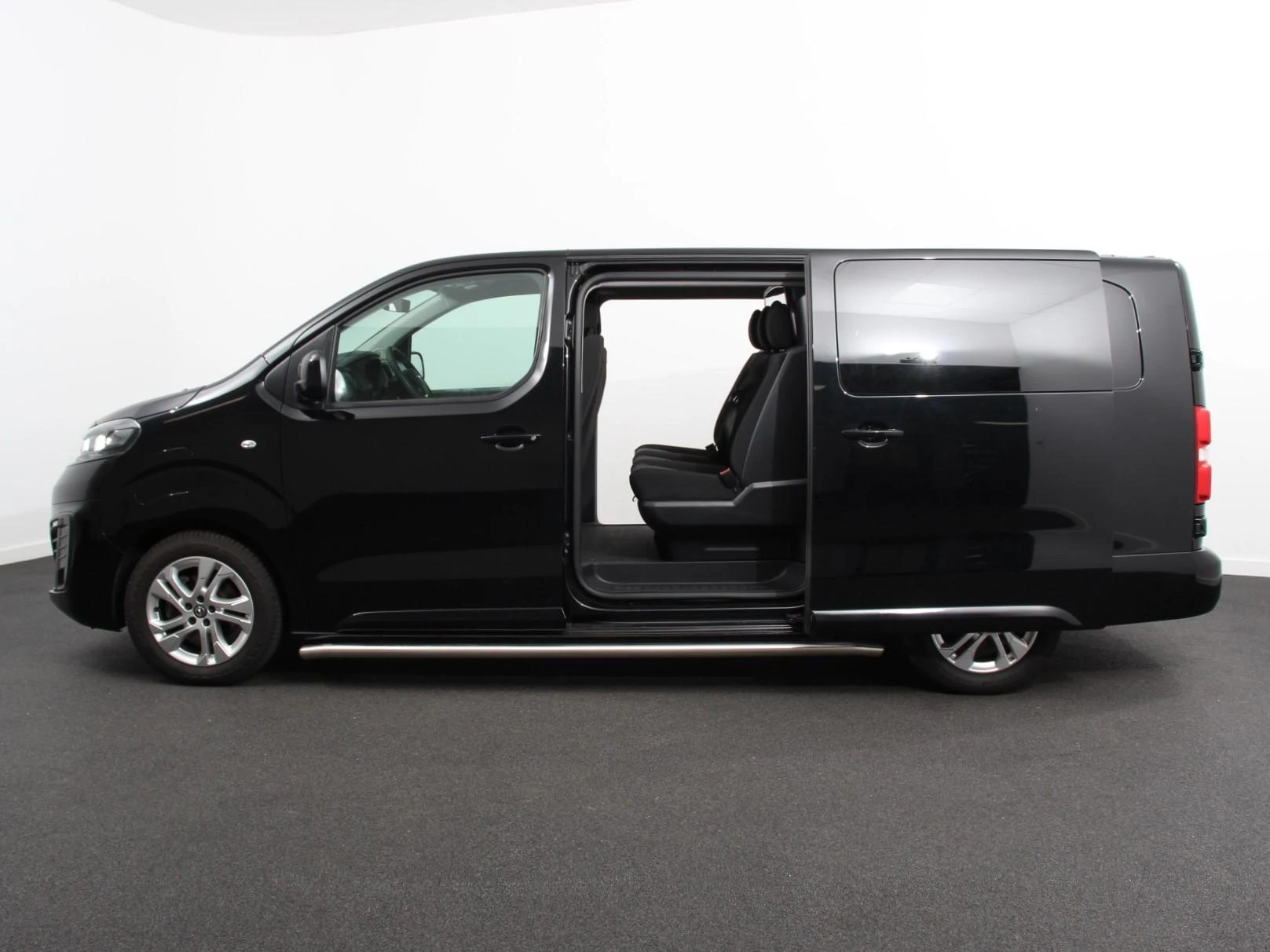 Hoofdafbeelding Opel Vivaro-e