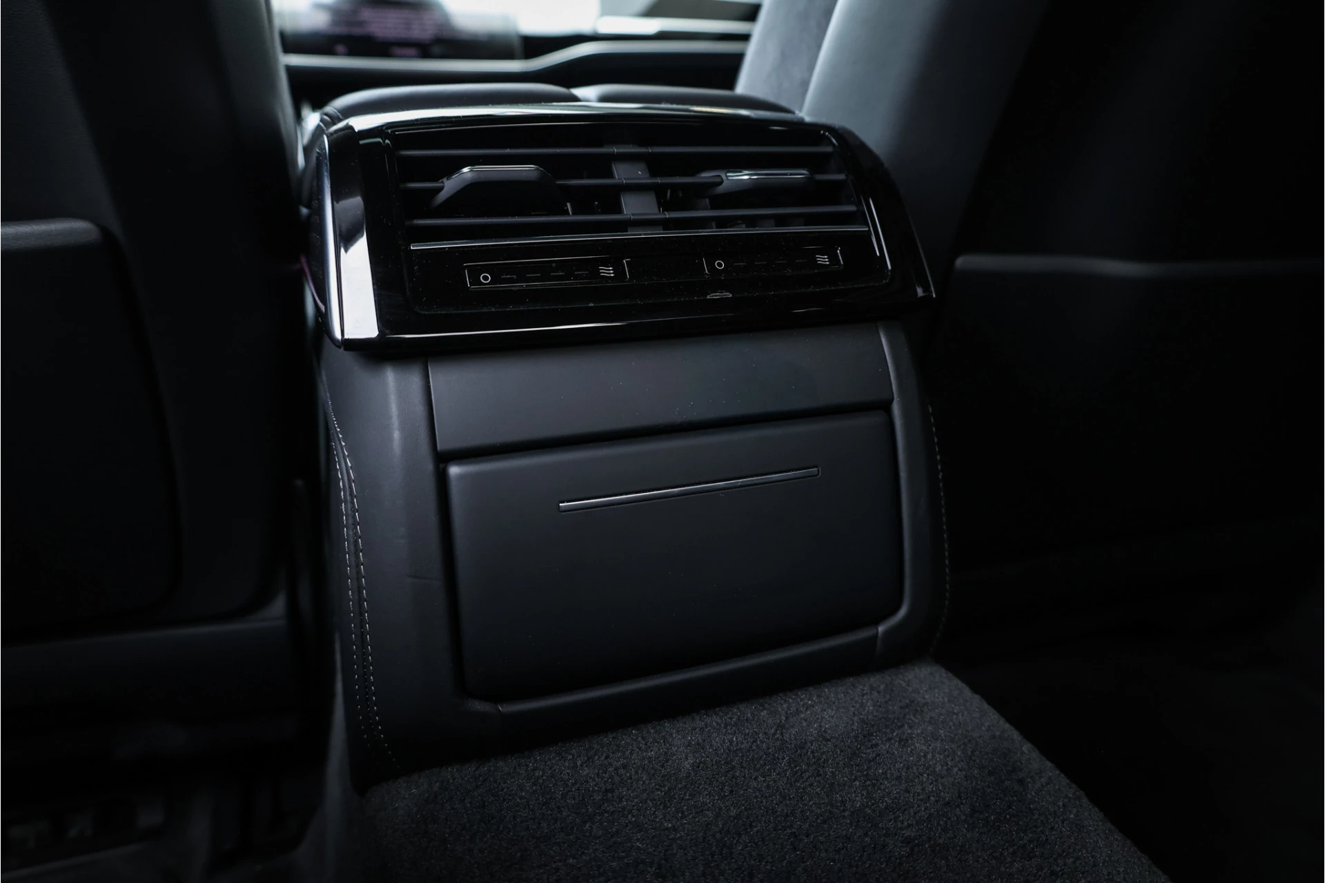 Hoofdafbeelding Audi A8