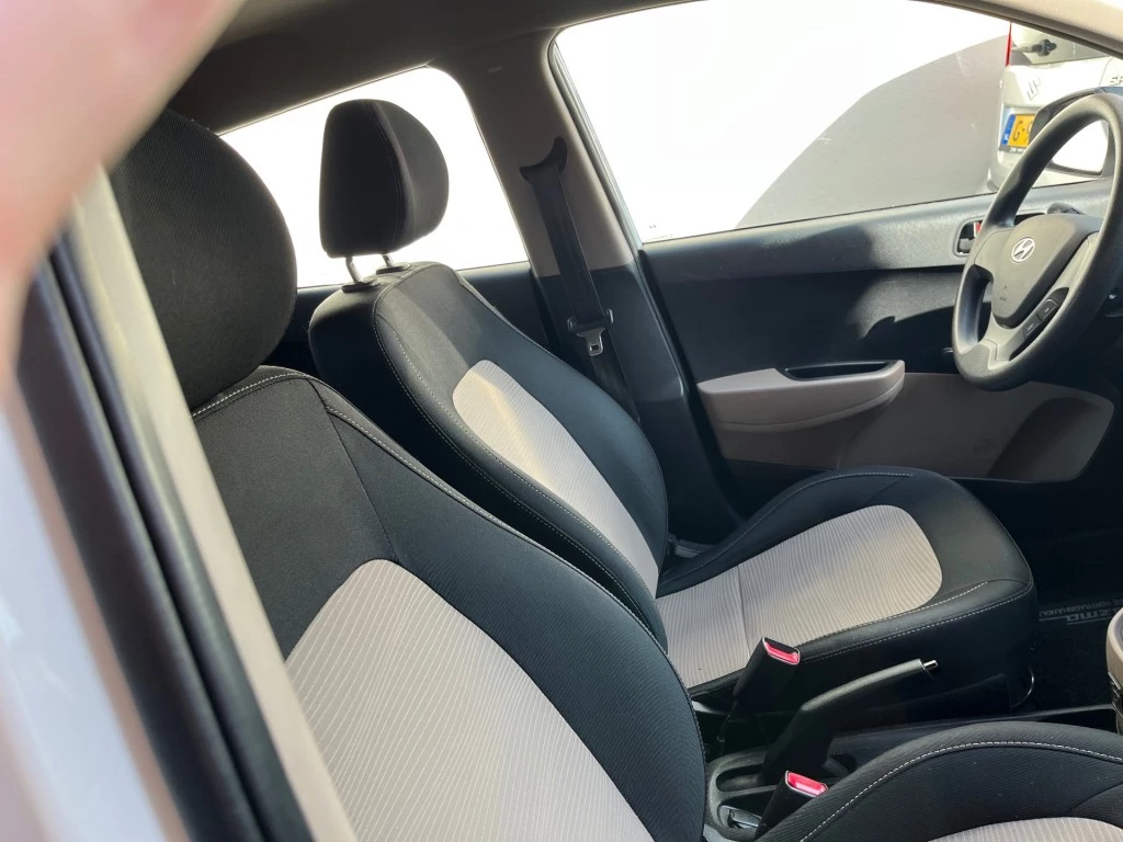 Hoofdafbeelding Hyundai i10