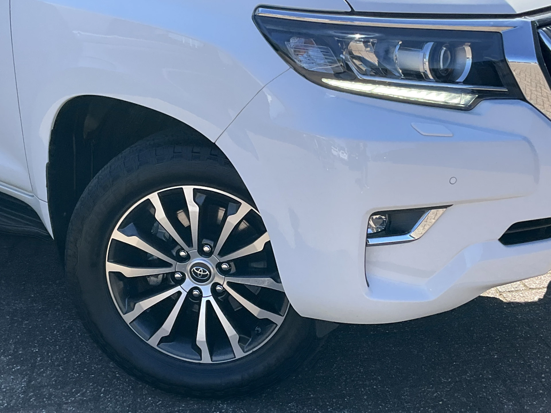 Hoofdafbeelding Toyota Land Cruiser