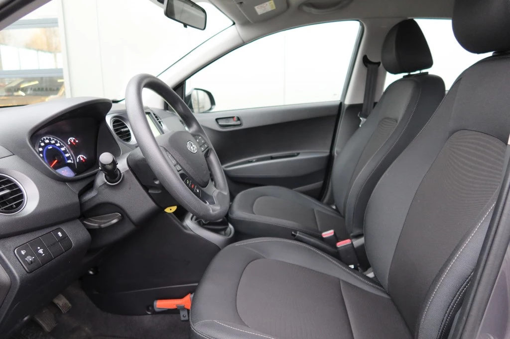 Hoofdafbeelding Hyundai i10