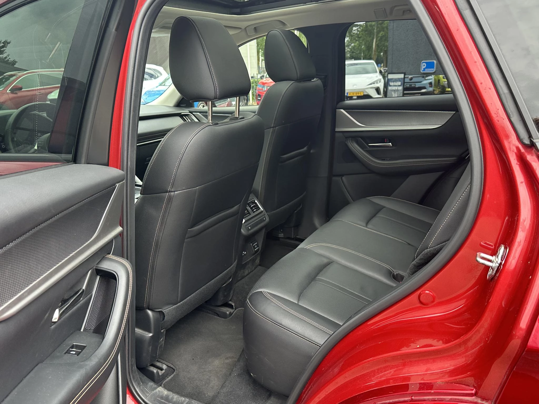 Hoofdafbeelding Mazda CX-60