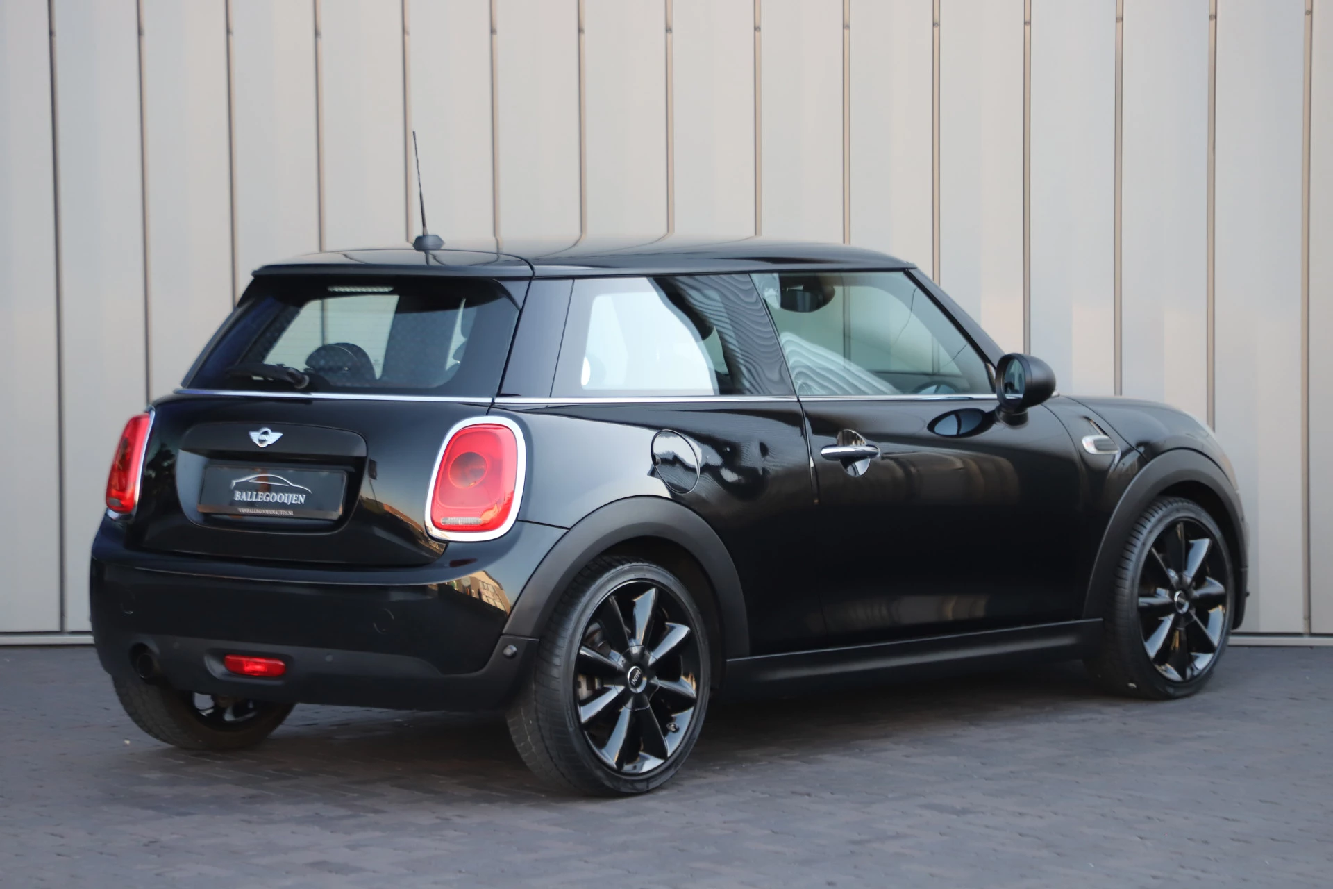 Hoofdafbeelding MINI One