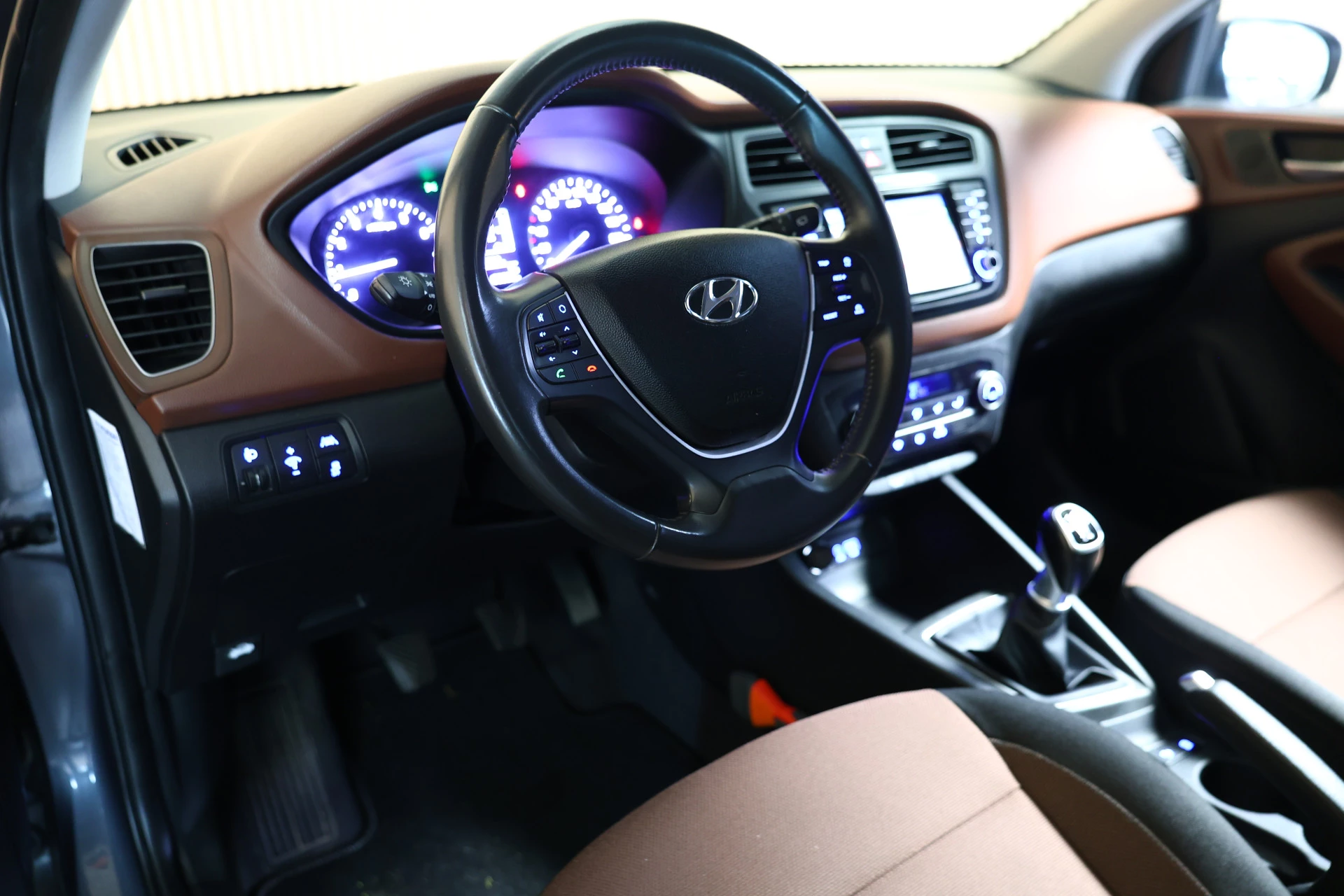 Hoofdafbeelding Hyundai i20