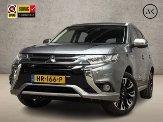 Hoofdafbeelding Mitsubishi Outlander Mitsubishi Outlander 2.0 PHEV Deluxe 204Pk Automaat (NAVIGATIE, CAMERA, LEDER/ALCANTARA, TREKHAAK, STOELVERWARMING, SPORTSTOELEN, KEYLESS, GETINT GLAS, NIEUWE APK, NIEUWSTAAT)
