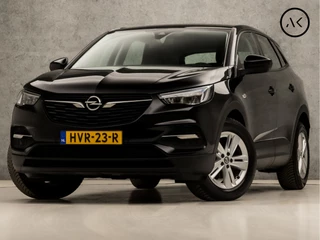 Hoofdafbeelding Opel Grandland X Opel Grandland X 1.2 Turbo Sport Automaat (APPLE CARPLAY, GROOT NAVI, PARKEERSENSOREN, SPORTSTOELEN, CRUISE, LANE ASSIST, NIEUWE APK, NIEUWSTAAT)