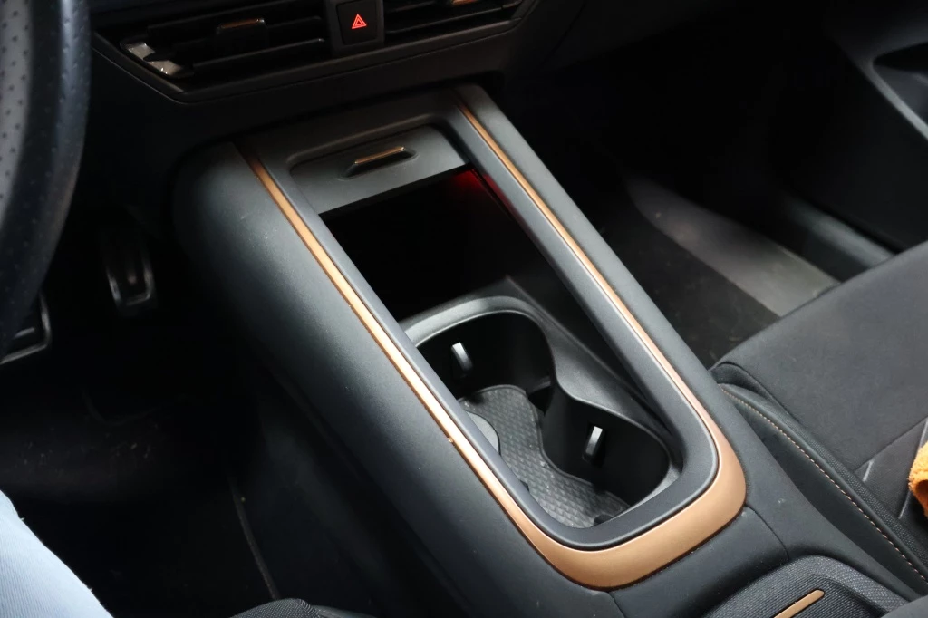 Hoofdafbeelding CUPRA Born