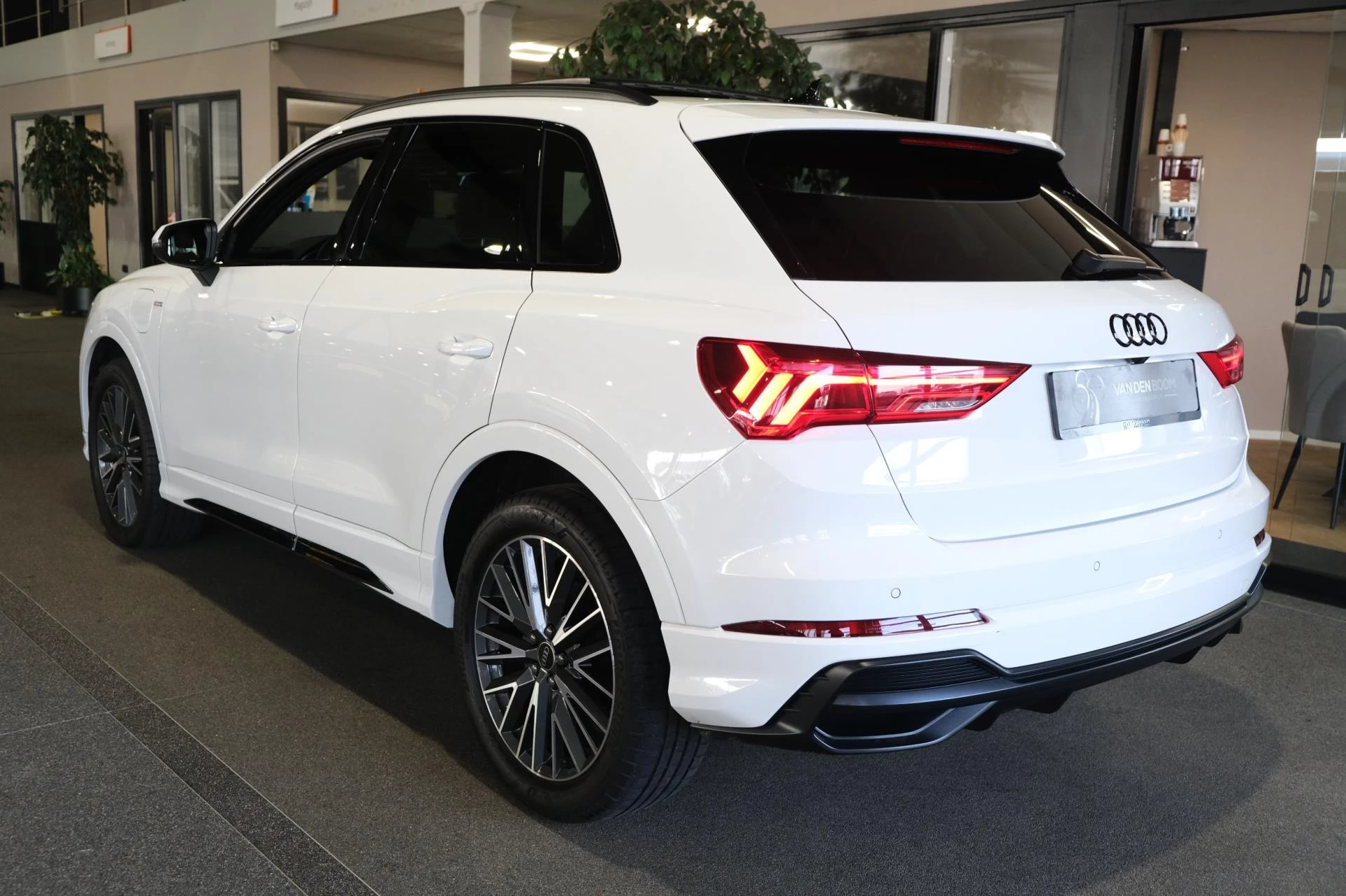 Hoofdafbeelding Audi Q3