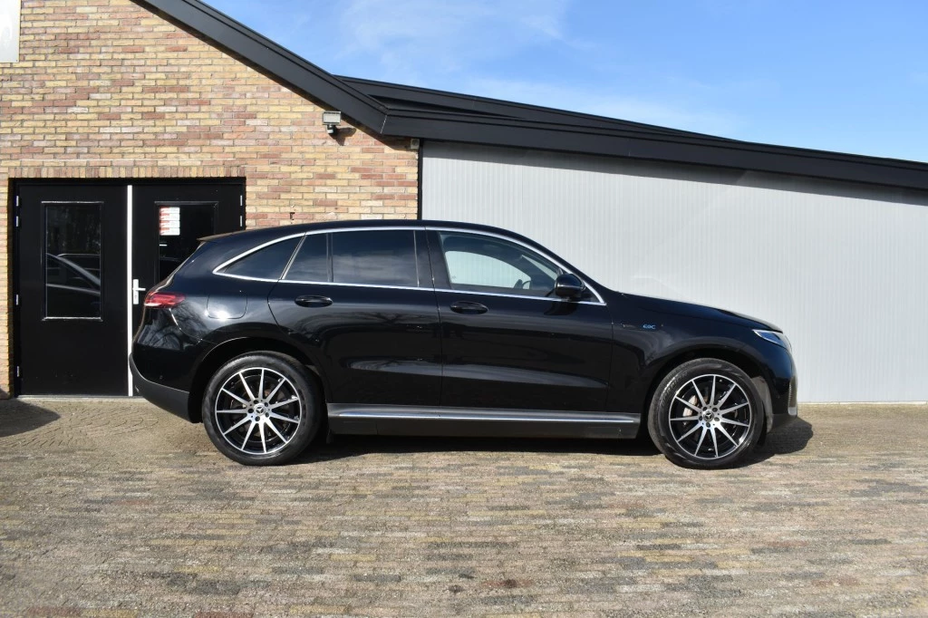 Hoofdafbeelding Mercedes-Benz EQC