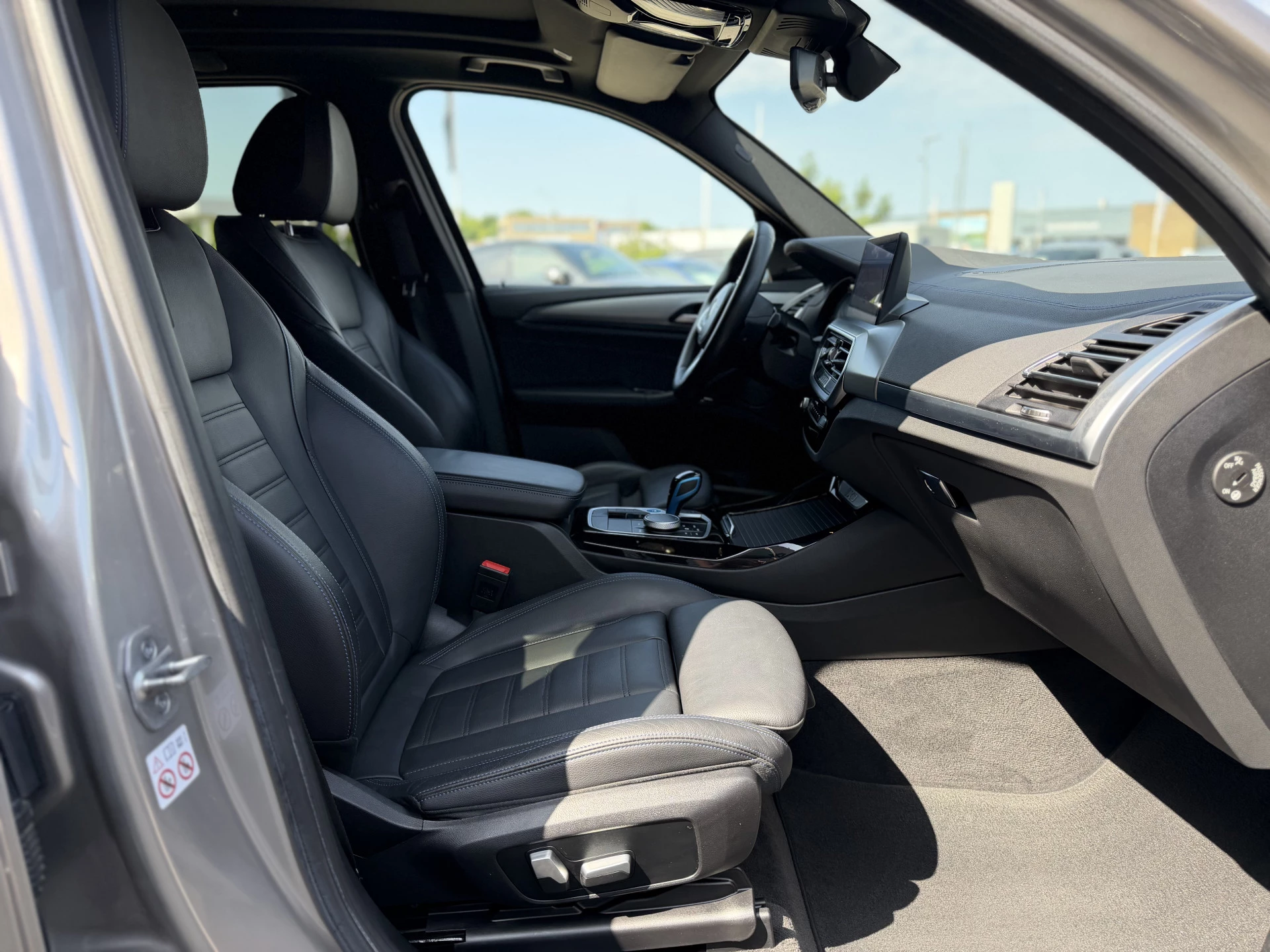 Hoofdafbeelding BMW iX3