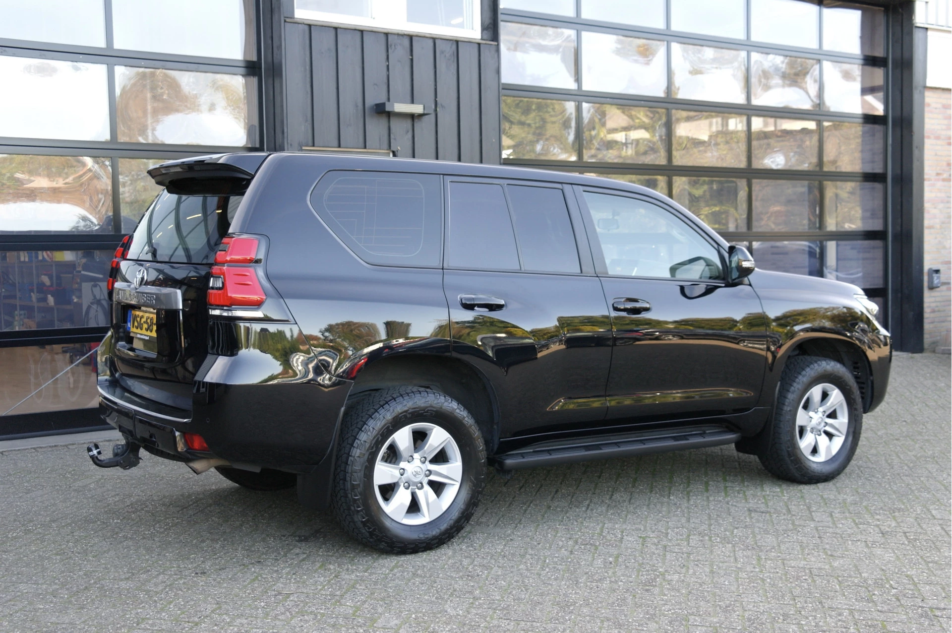 Hoofdafbeelding Toyota Land Cruiser